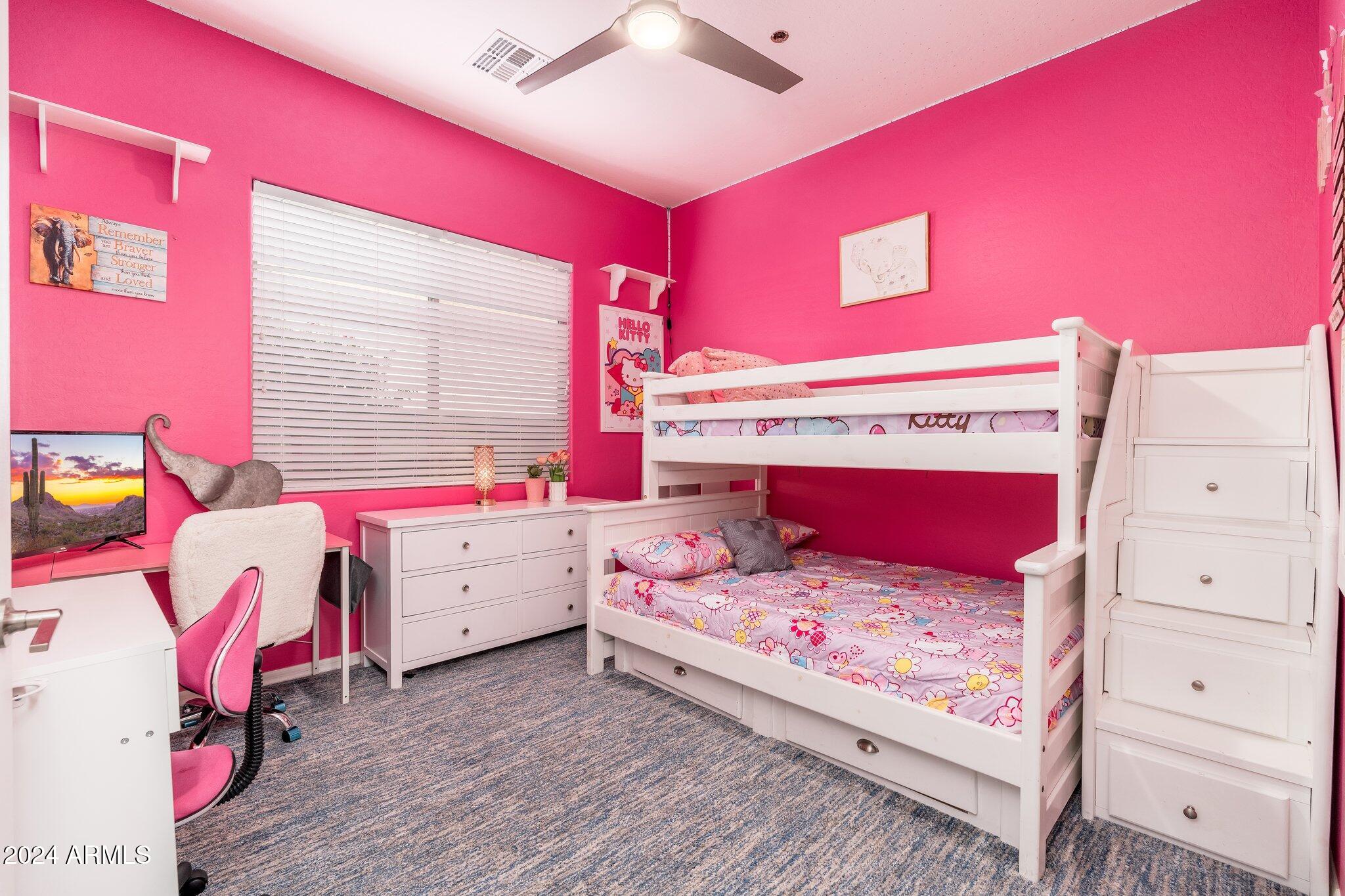 3935 E PARKSIDE Lane