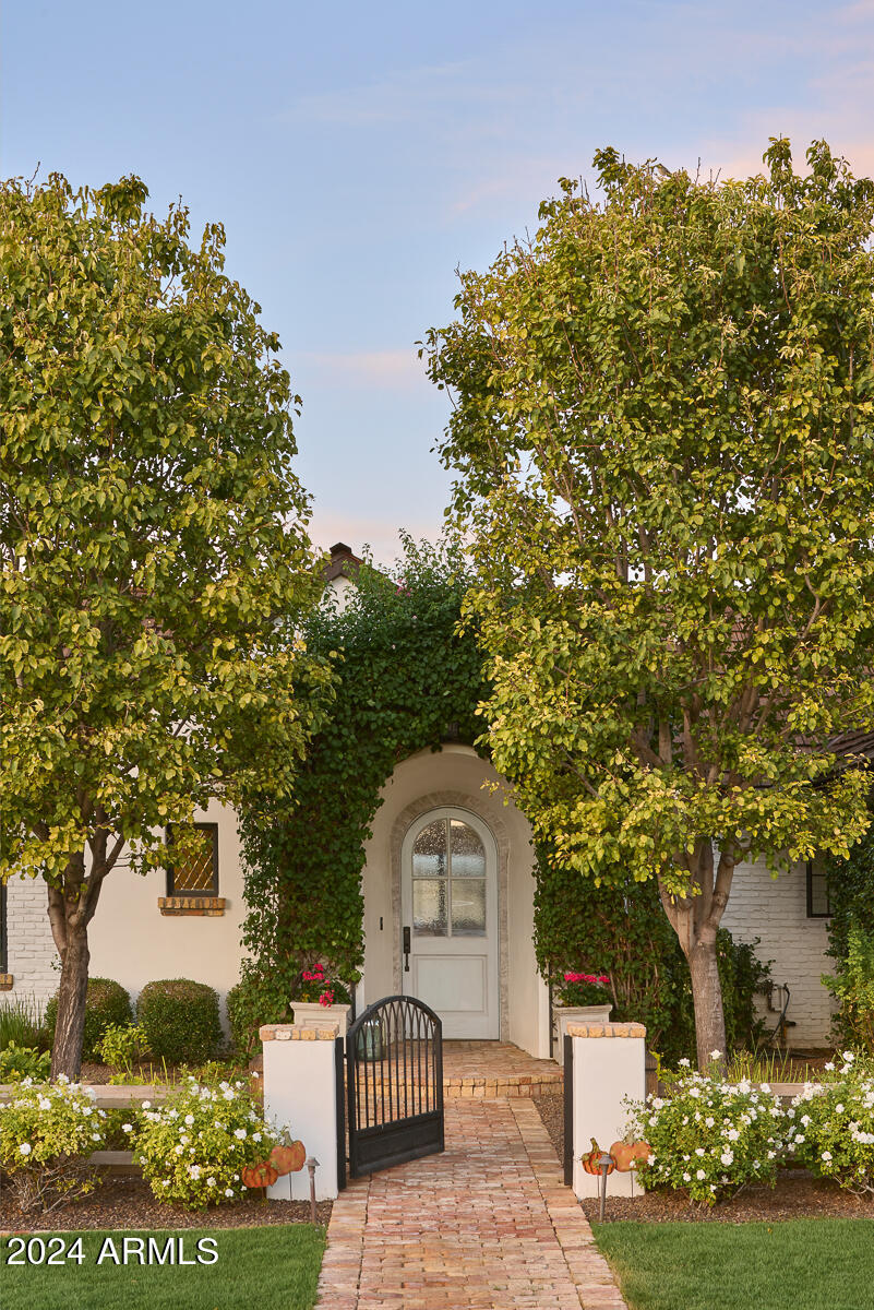3830 N 54TH Court