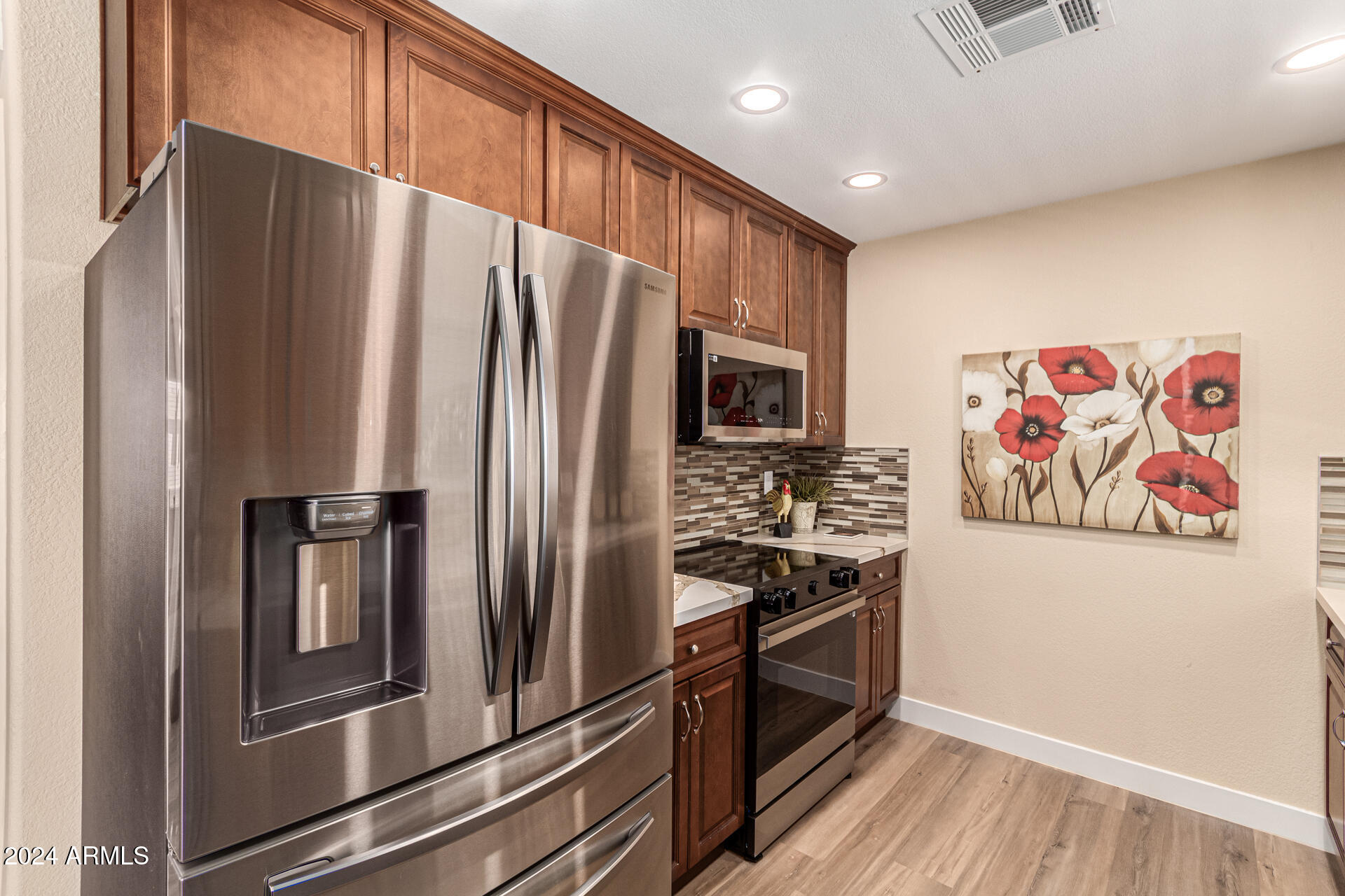 16213 N DESERT HOLLY Drive