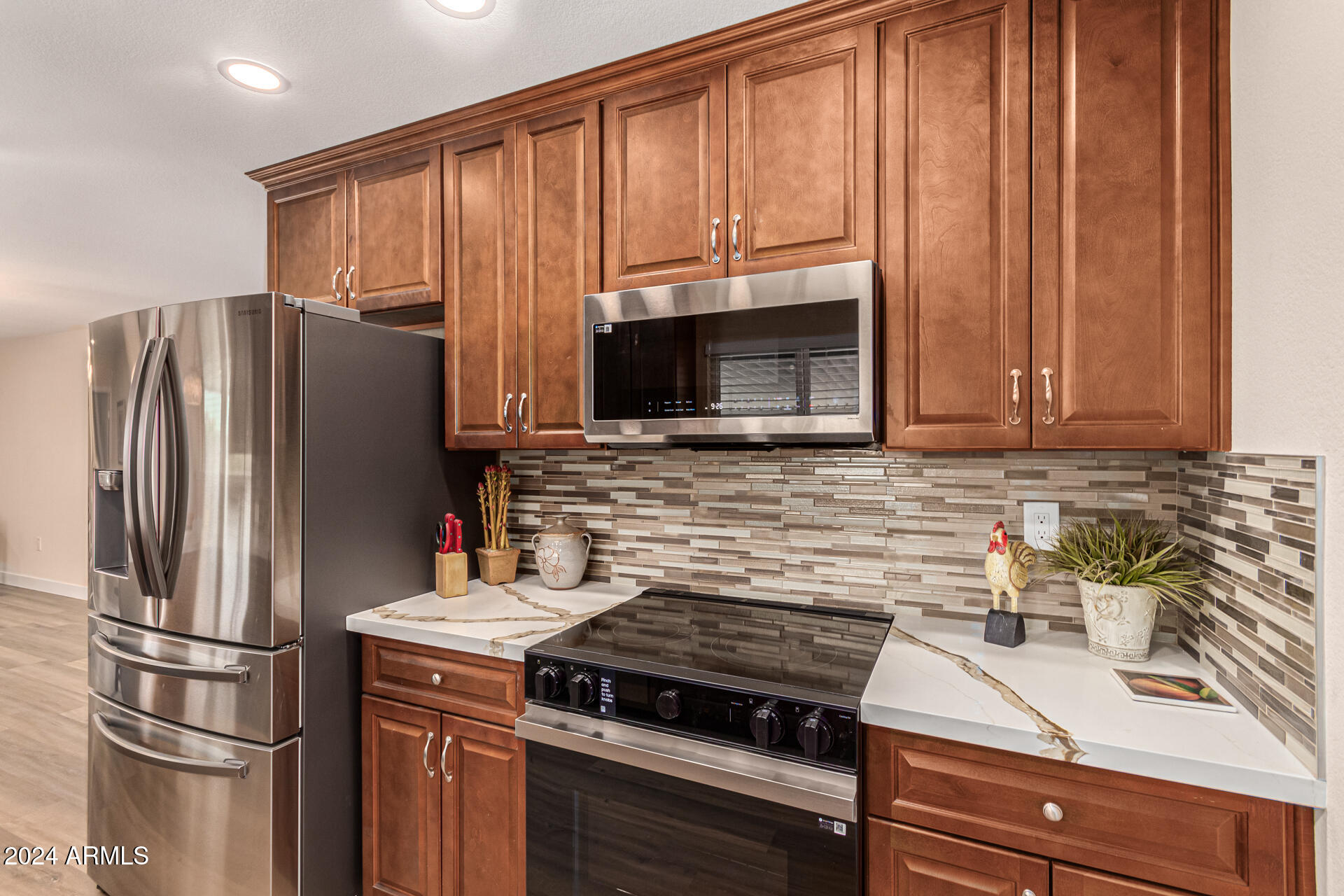 16213 N DESERT HOLLY Drive