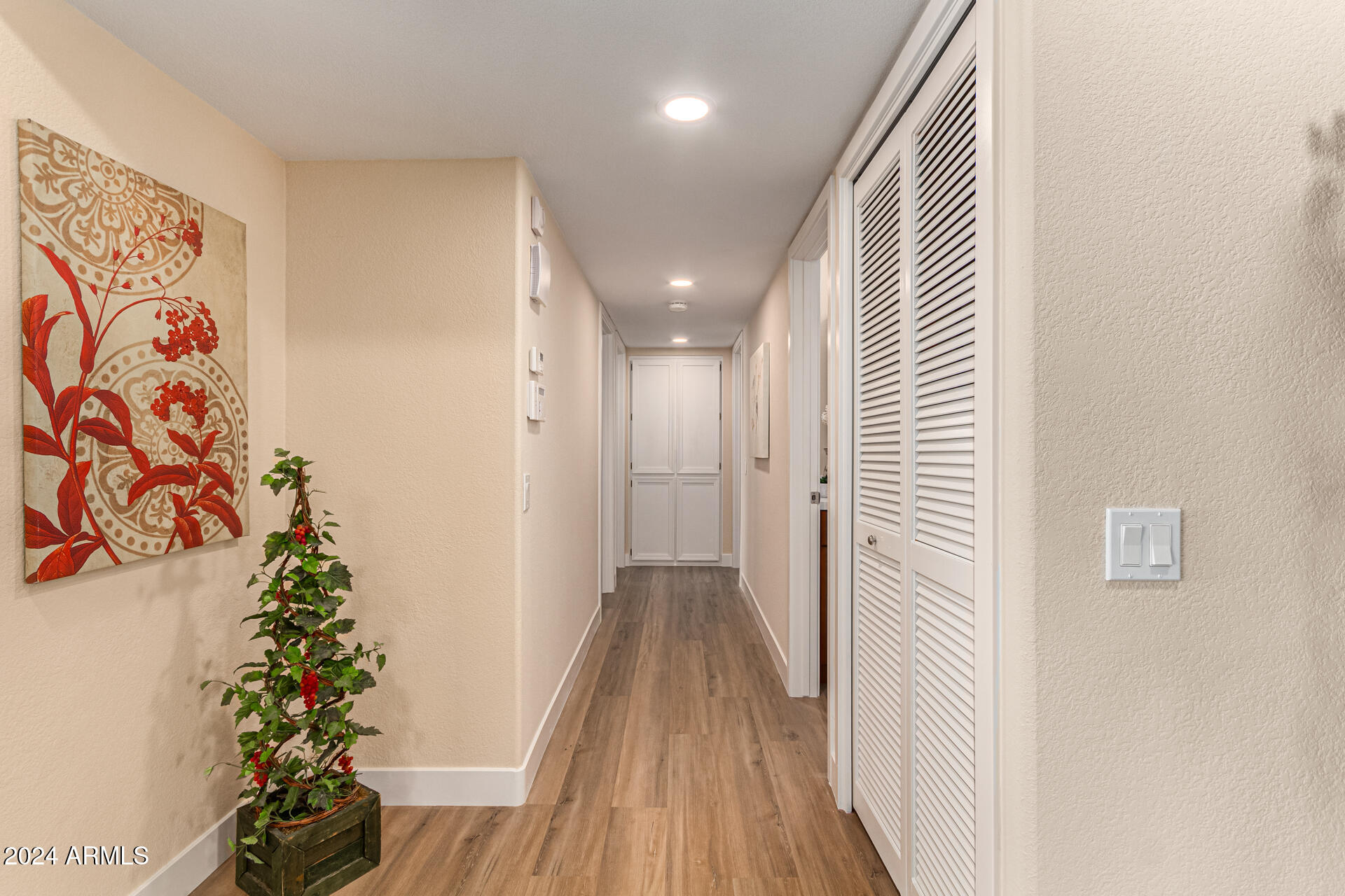 16213 N DESERT HOLLY Drive