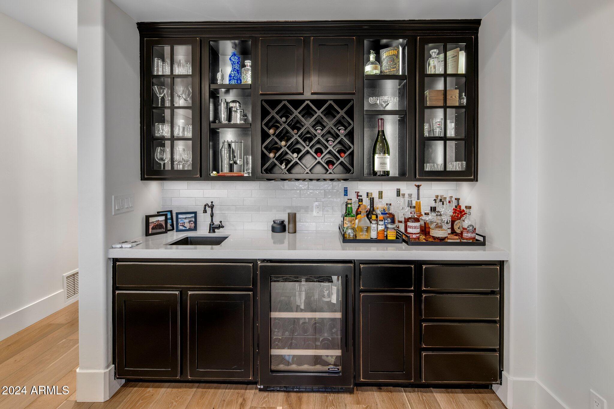 9422 E Diamond Rim Drive