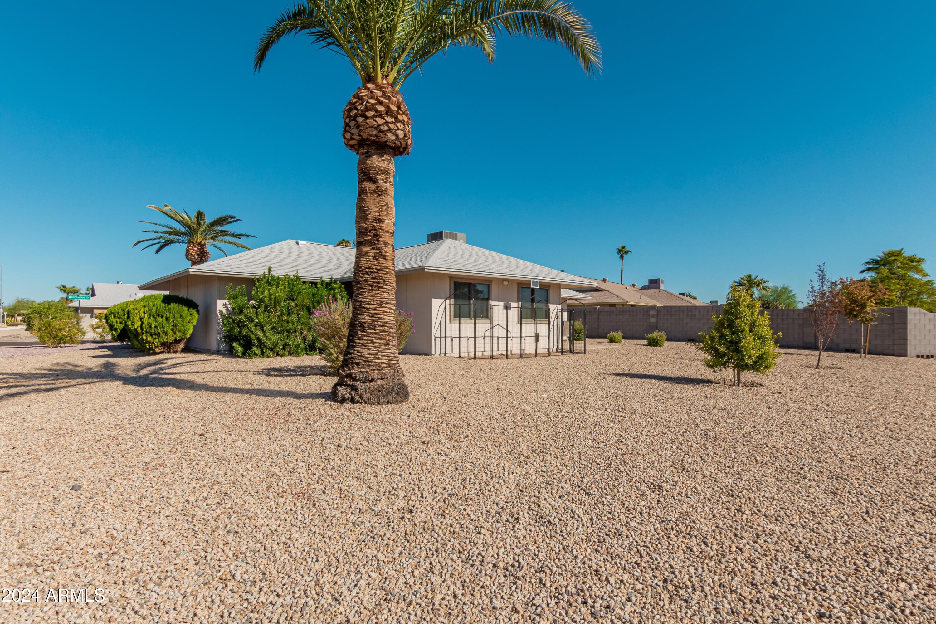 12739 W BEECHWOOD Drive