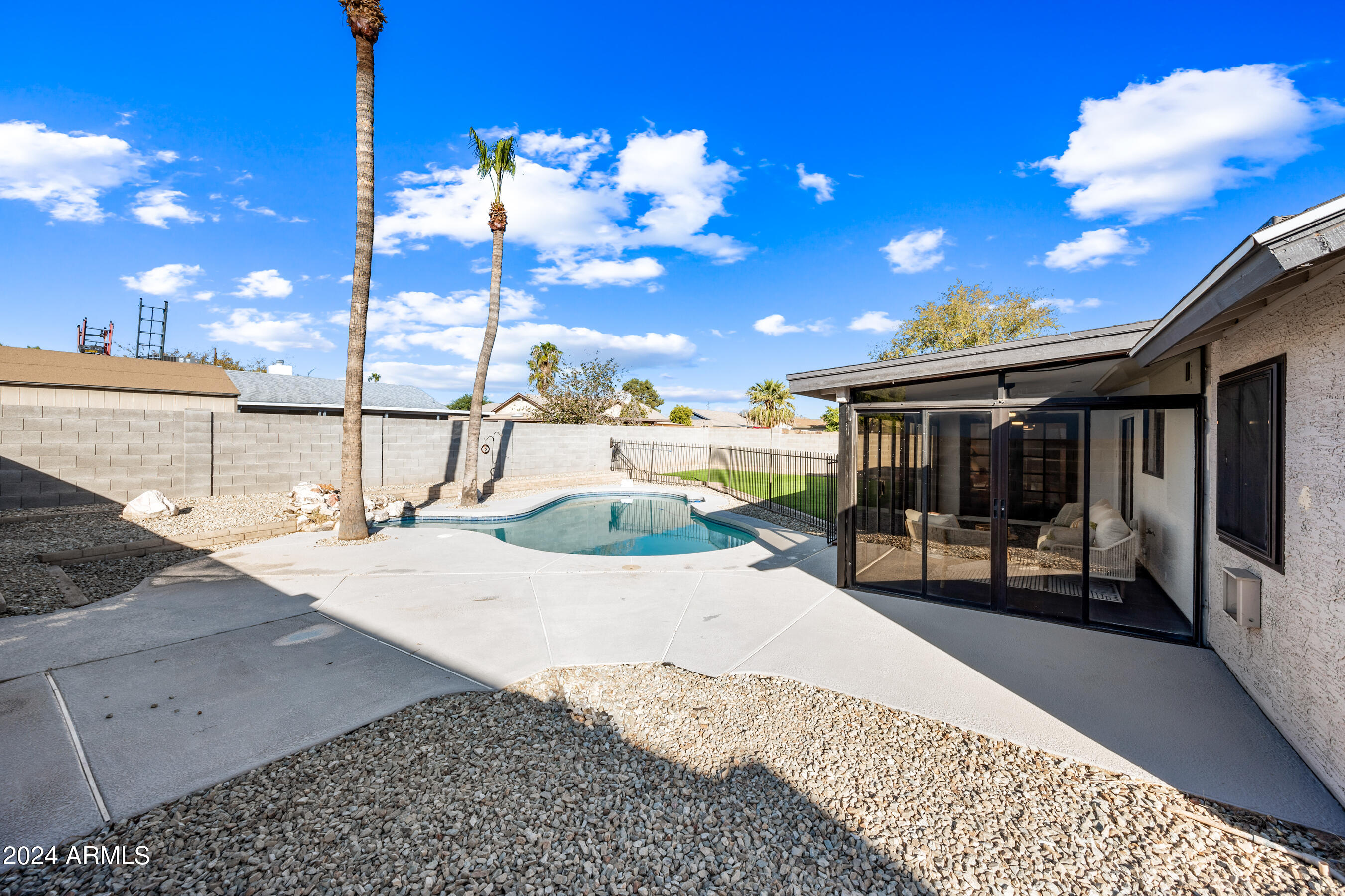 8926 W EL CAMINITO Drive