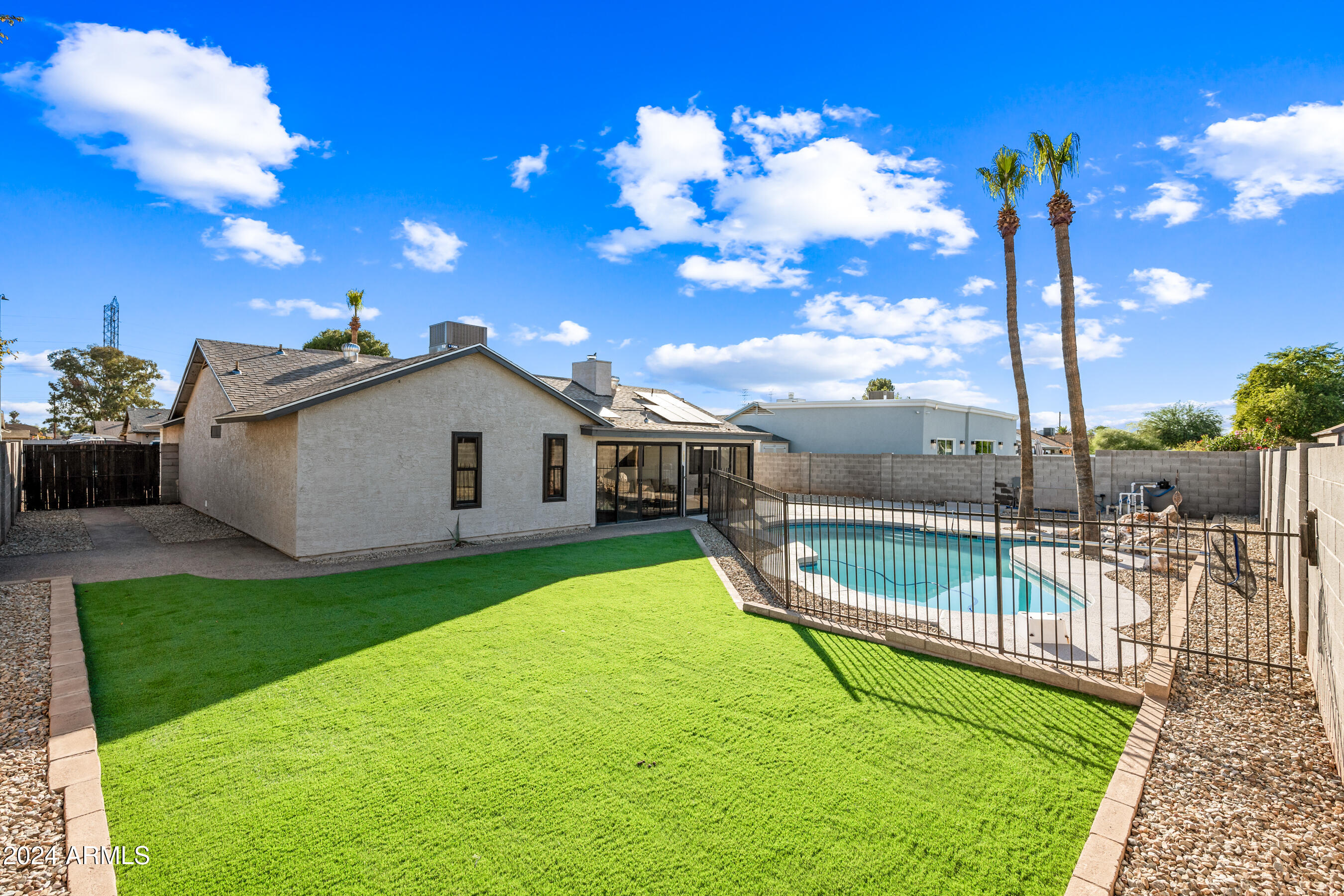 8926 W EL CAMINITO Drive