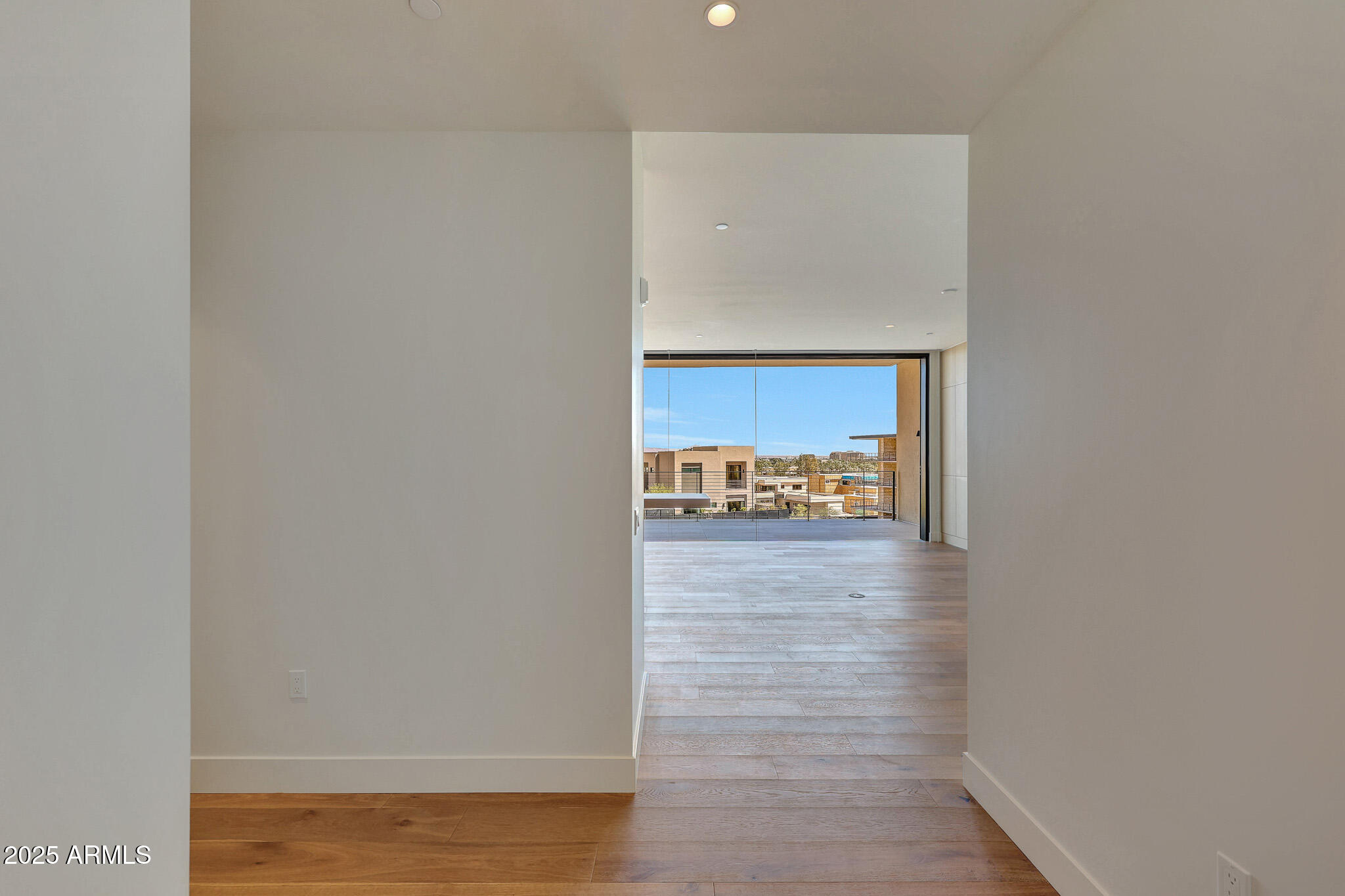 5000 E CAMELBACK RIDGE Road # 204