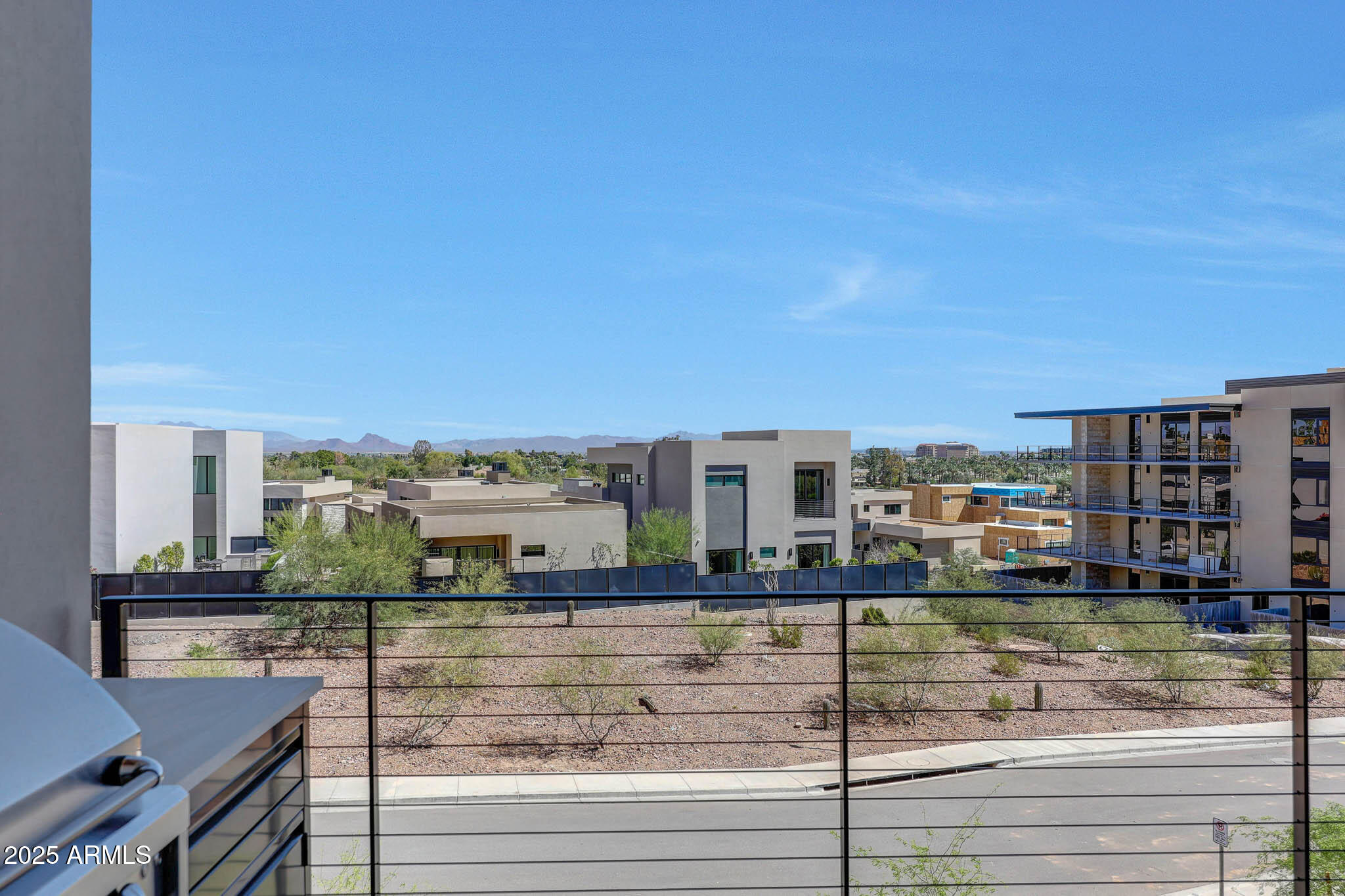 5000 E CAMELBACK RIDGE Road # 204