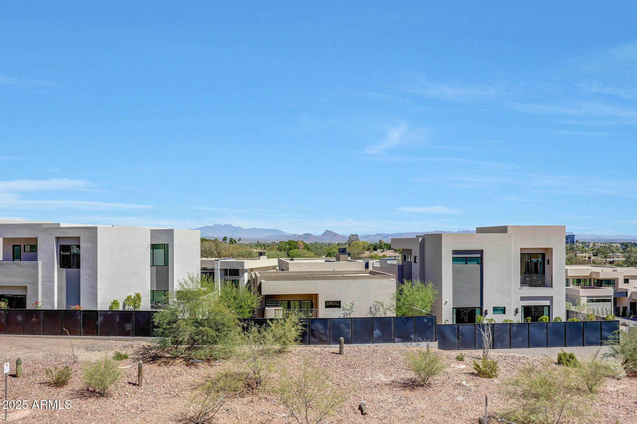 5000 E CAMELBACK RIDGE Road # 204