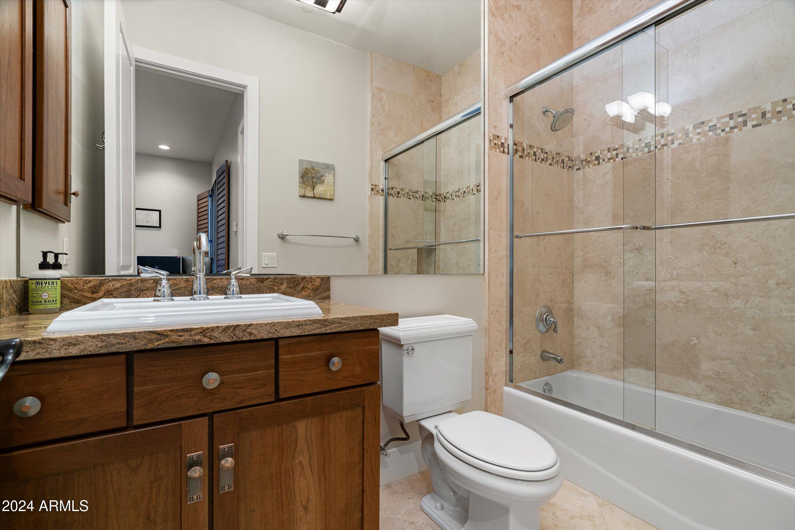 5311 E VIA LOS CABALLOS --