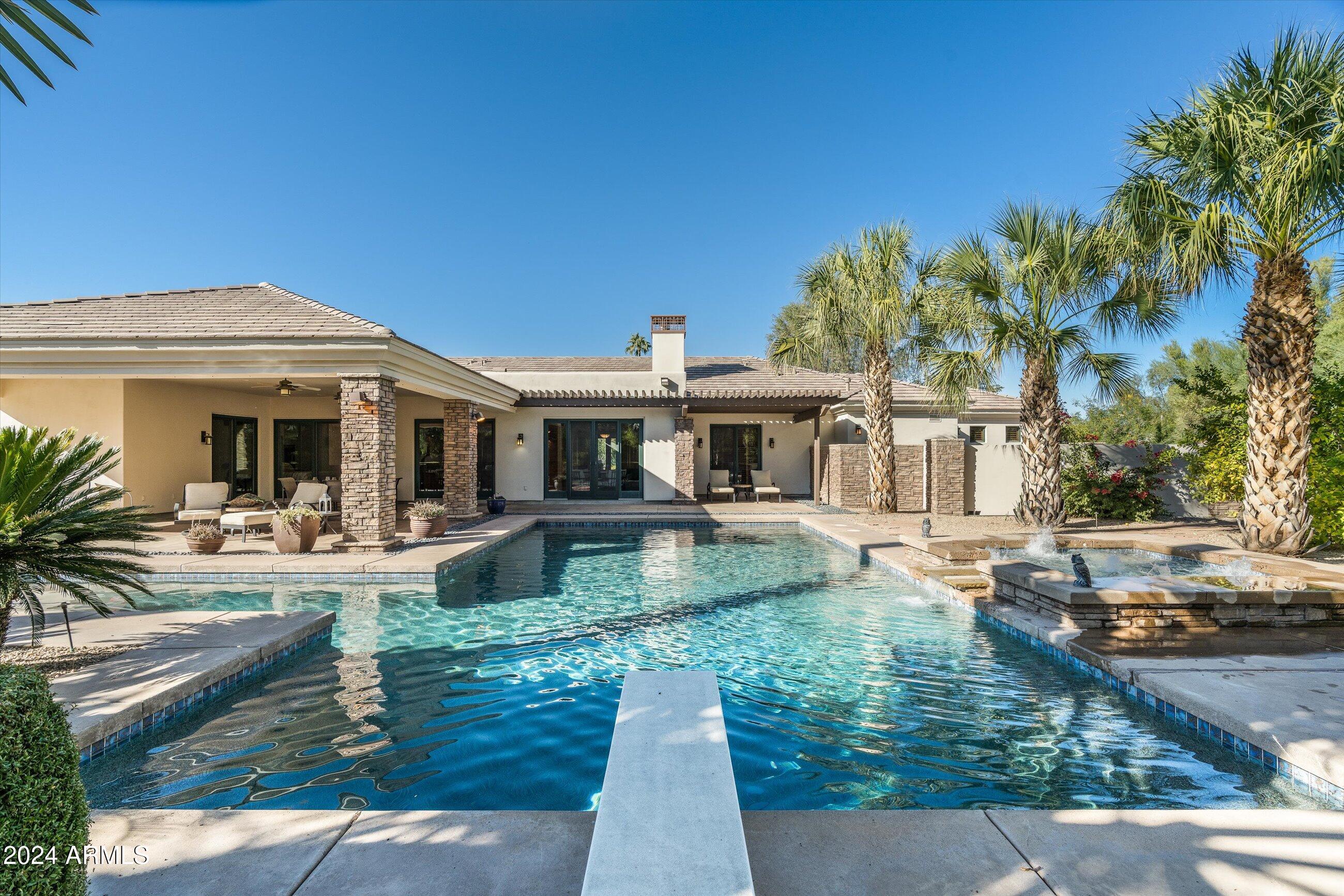 5311 E VIA LOS CABALLOS --