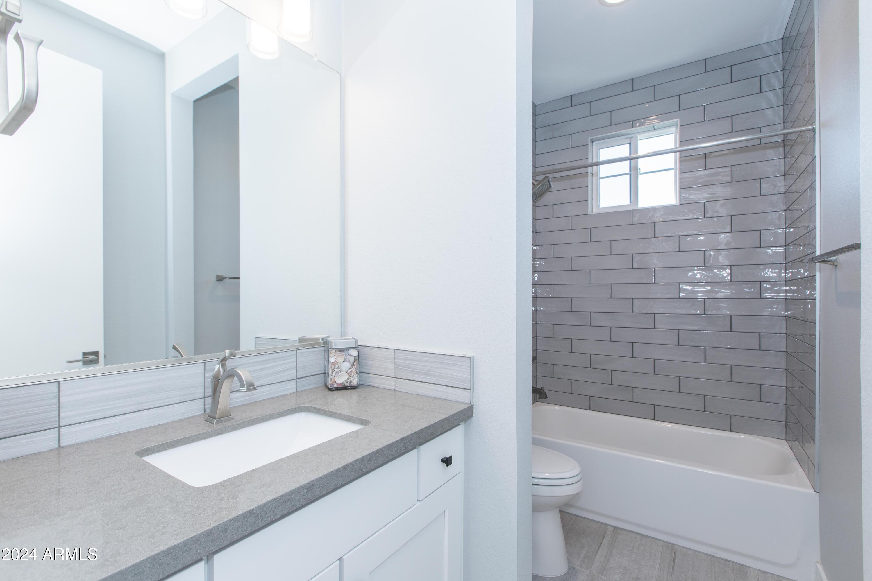 3200 N 39TH Street # 18