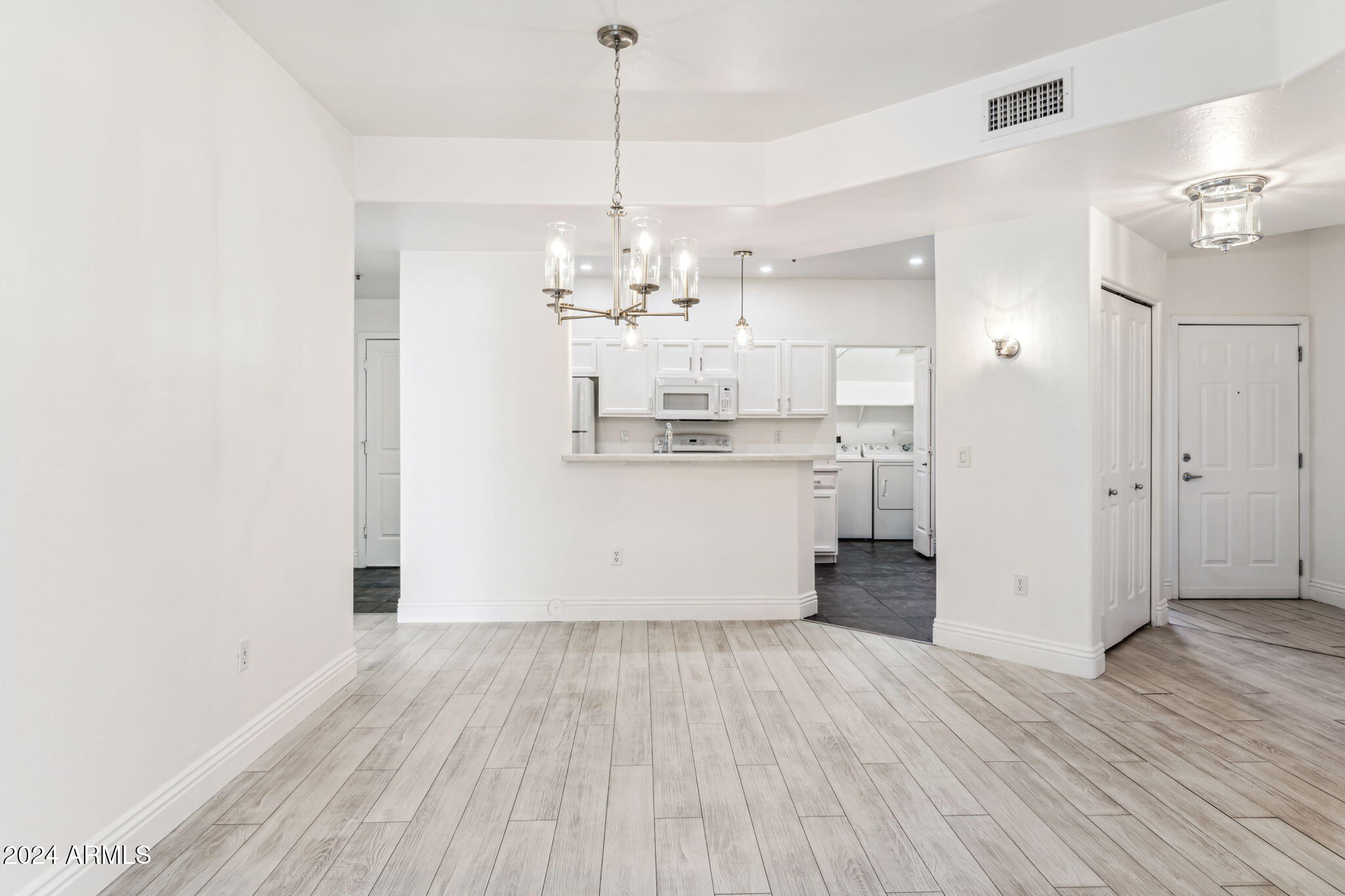 11260 N 92ND Street # 1022