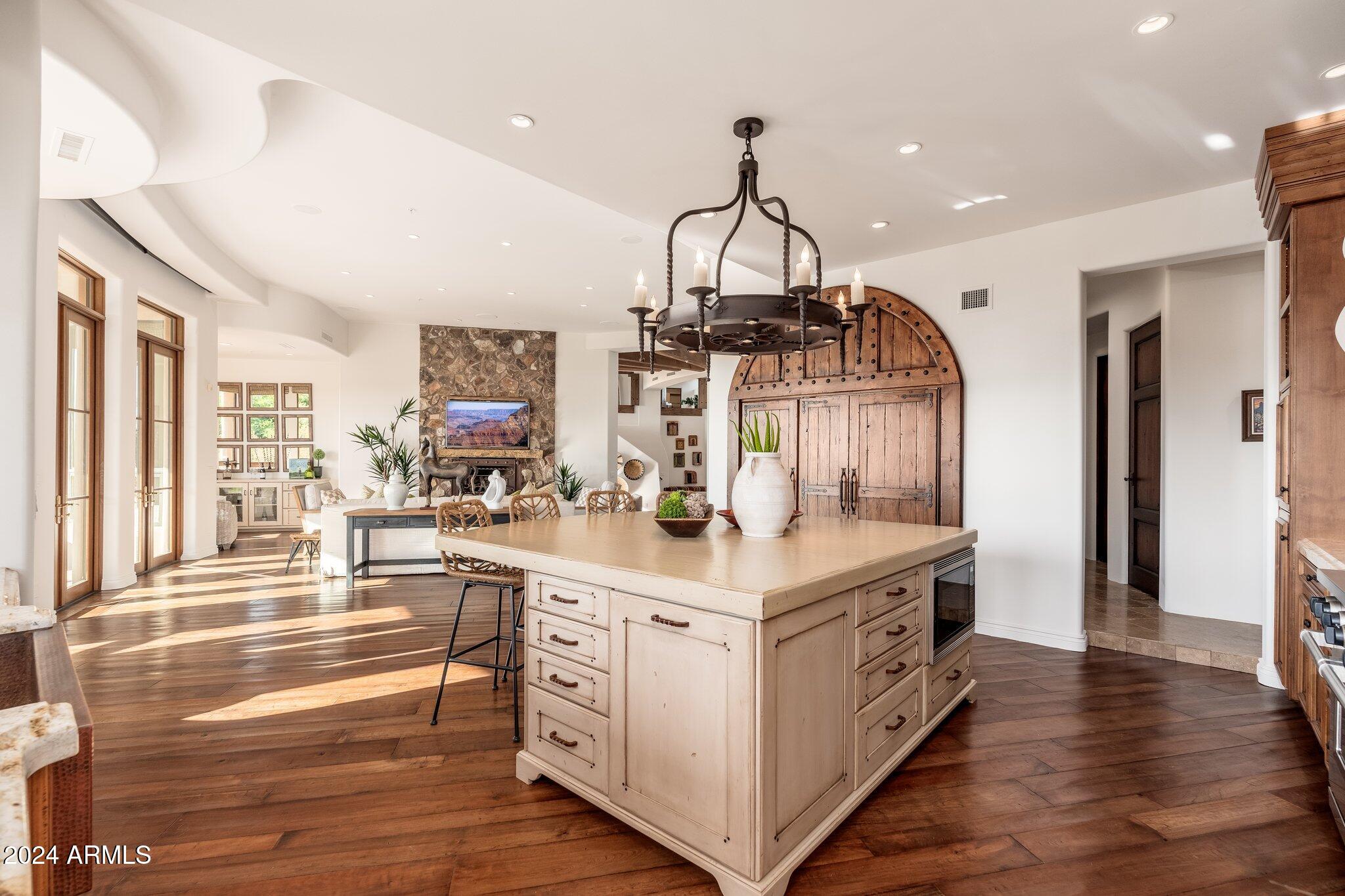 10652 E YEARLING Drive, Scottsdale