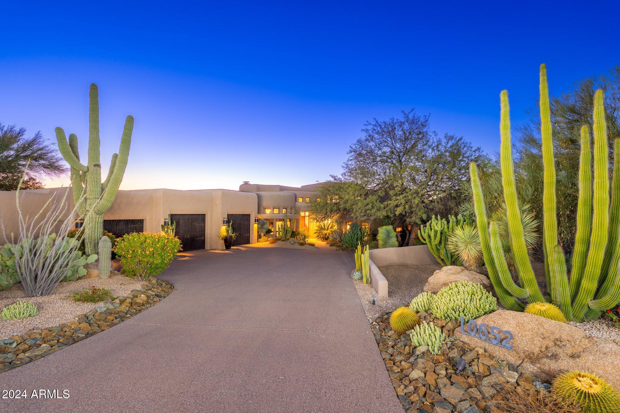 10652 E YEARLING Drive, Scottsdale
