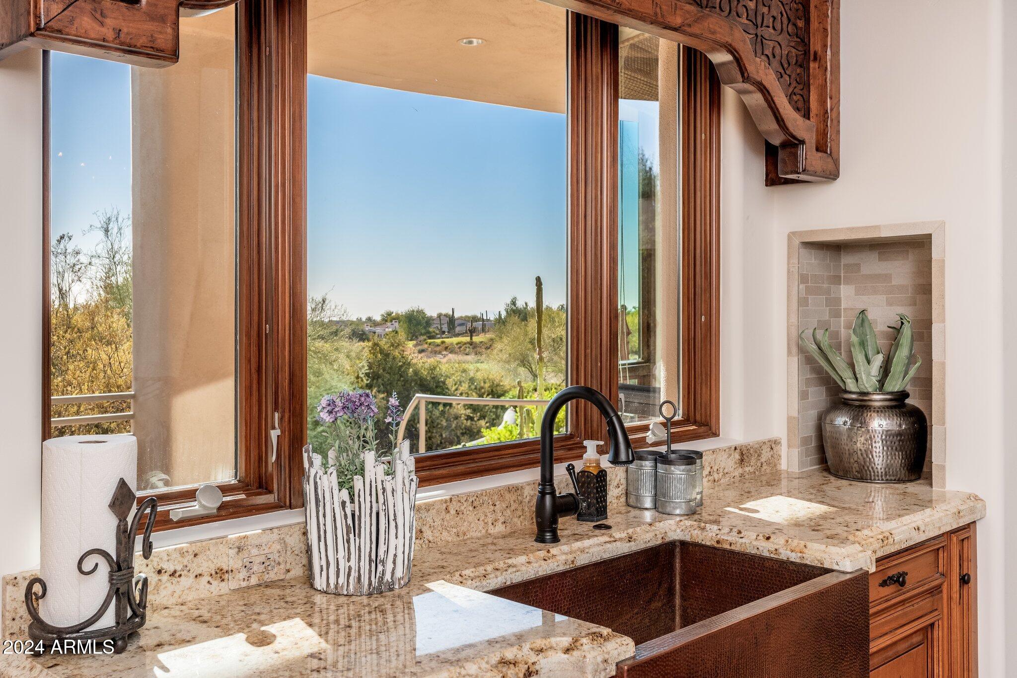 10652 E YEARLING Drive, Scottsdale