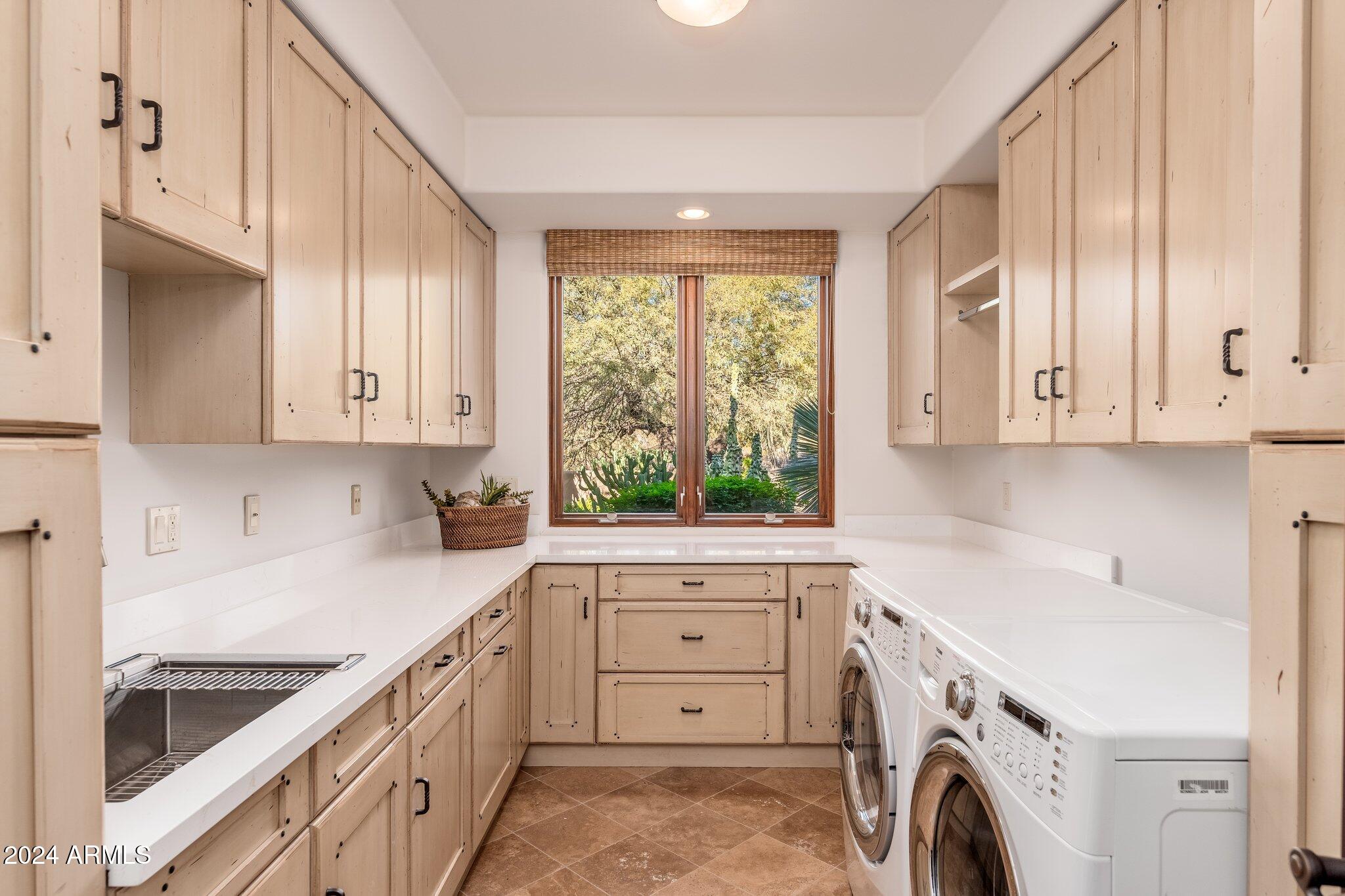 10652 E YEARLING Drive, Scottsdale