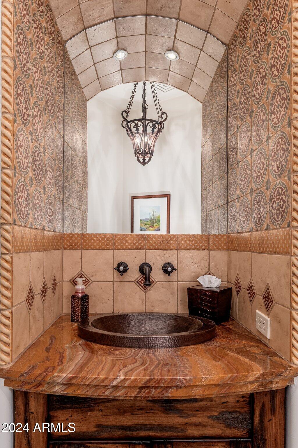 10652 E YEARLING Drive, Scottsdale