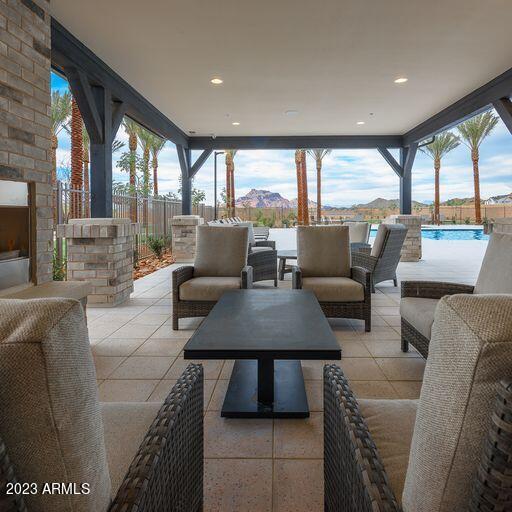 5738 E SIERRA MORENA Street