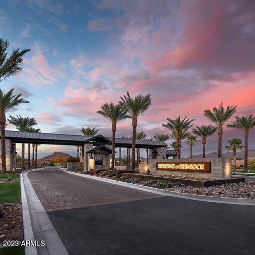 5738 E SIERRA MORENA Street