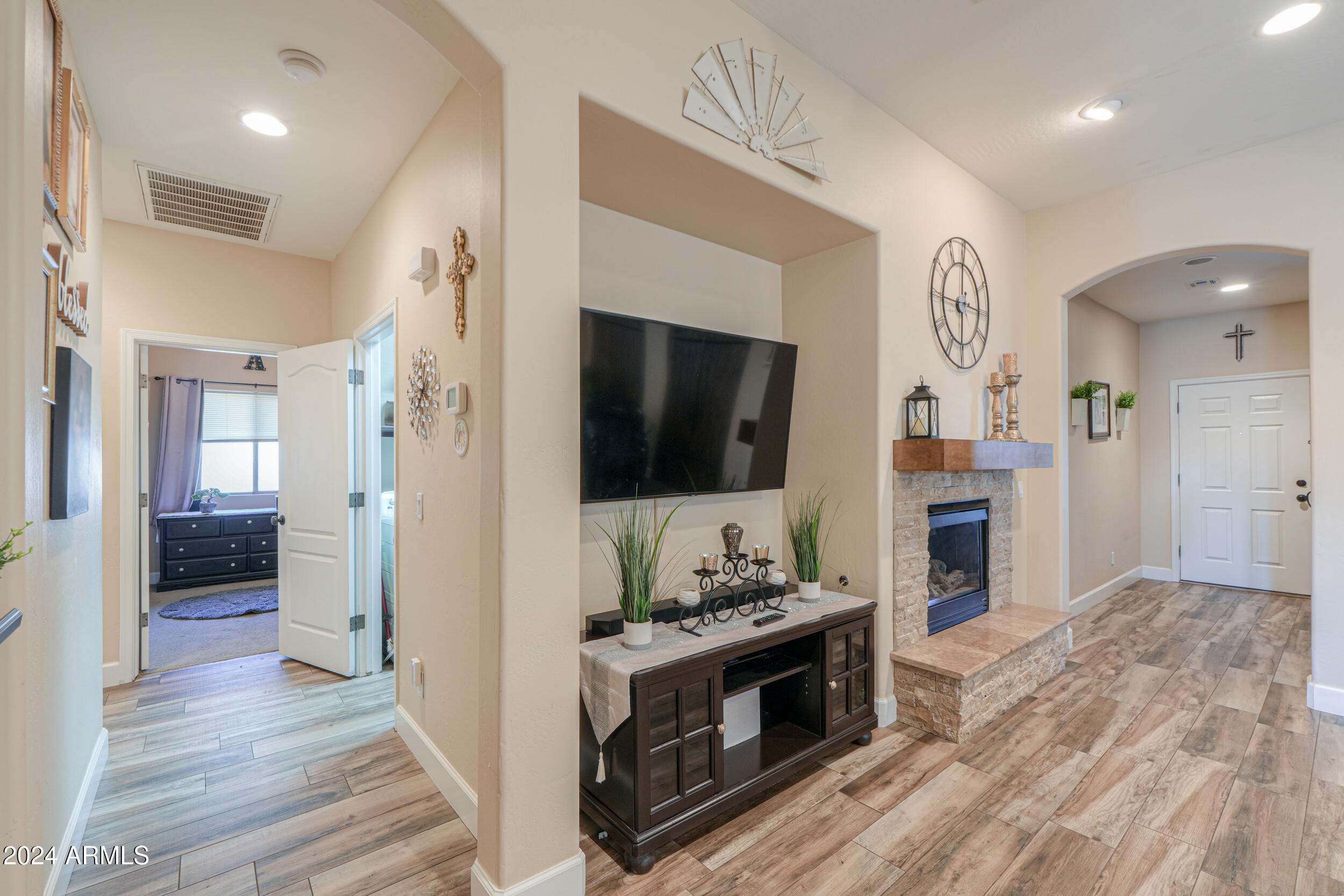 11543 E STARKEY Avenue