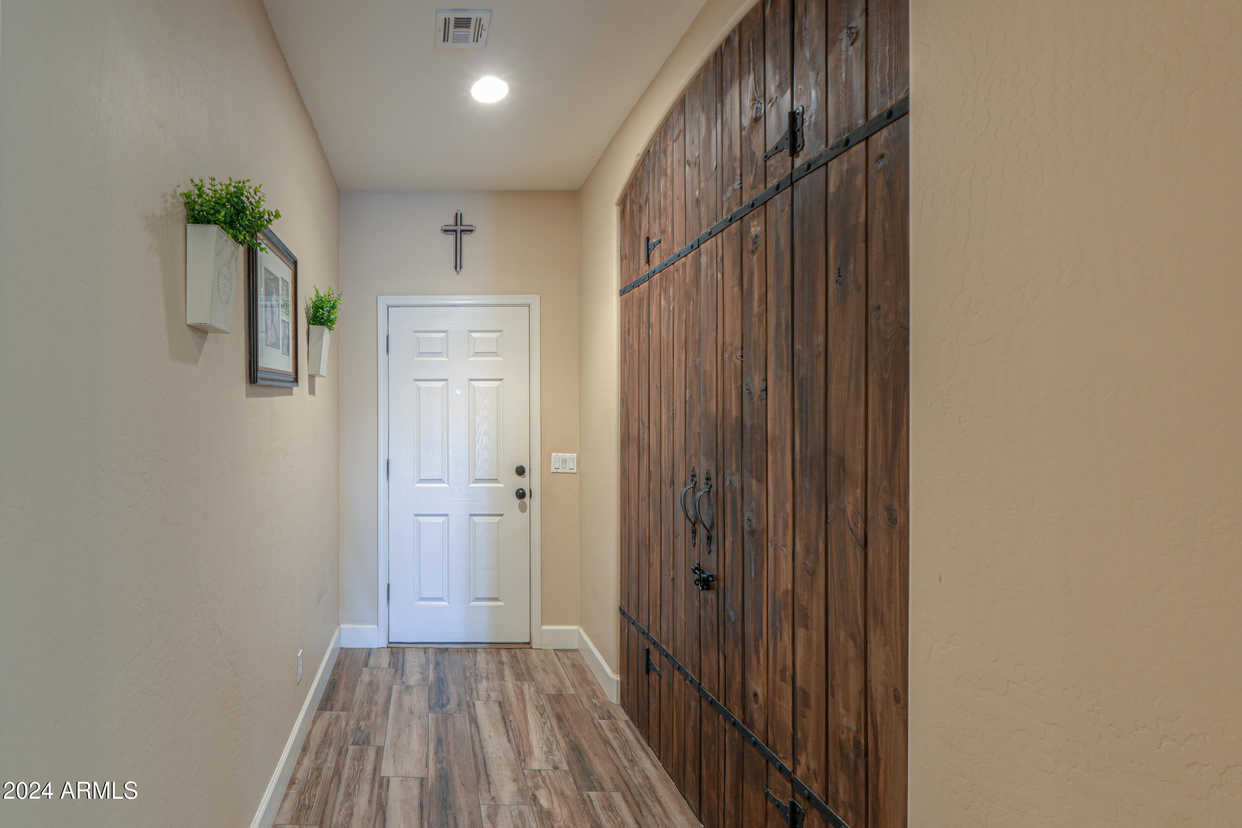 11543 E STARKEY Avenue