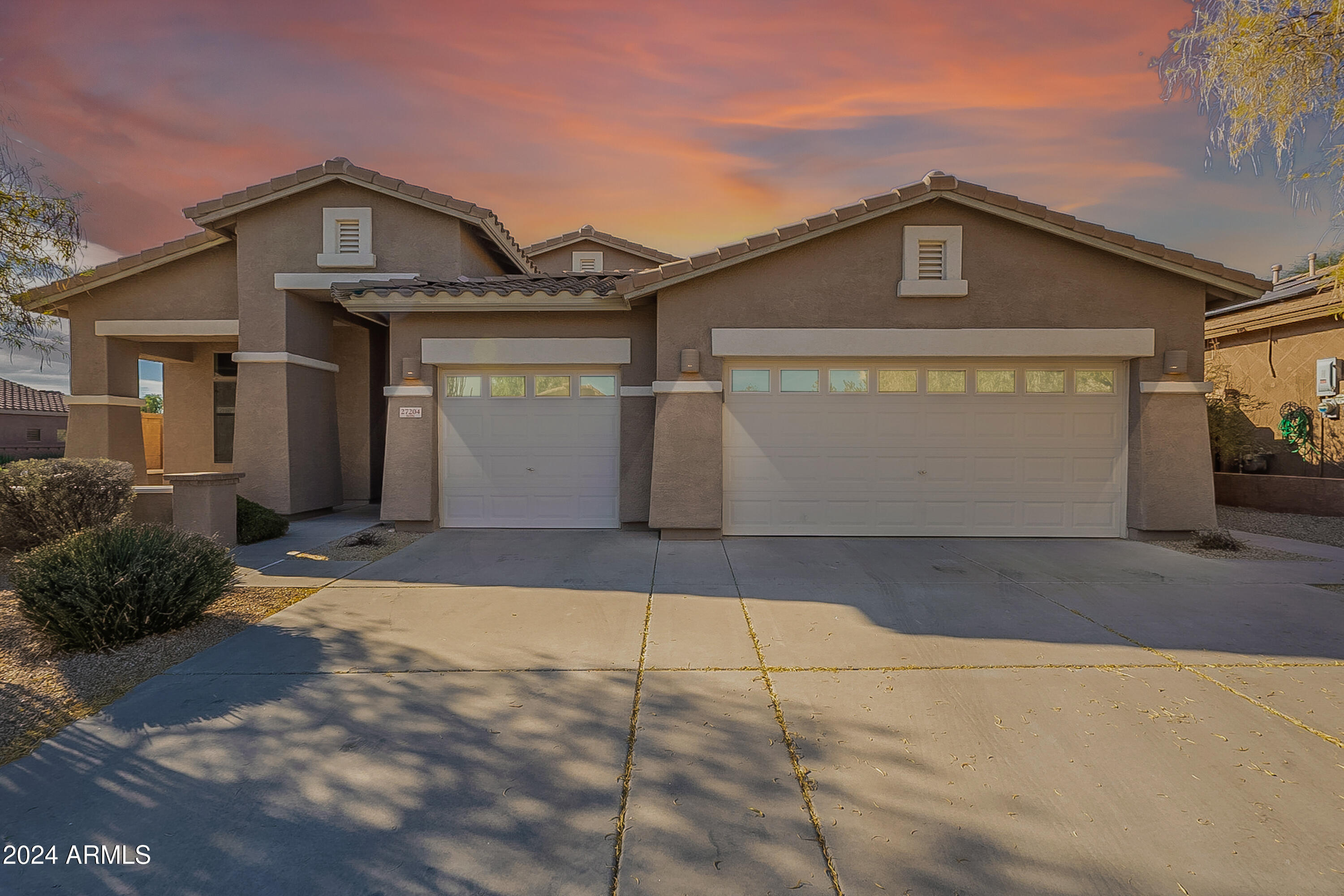 27204 N 86TH Drive