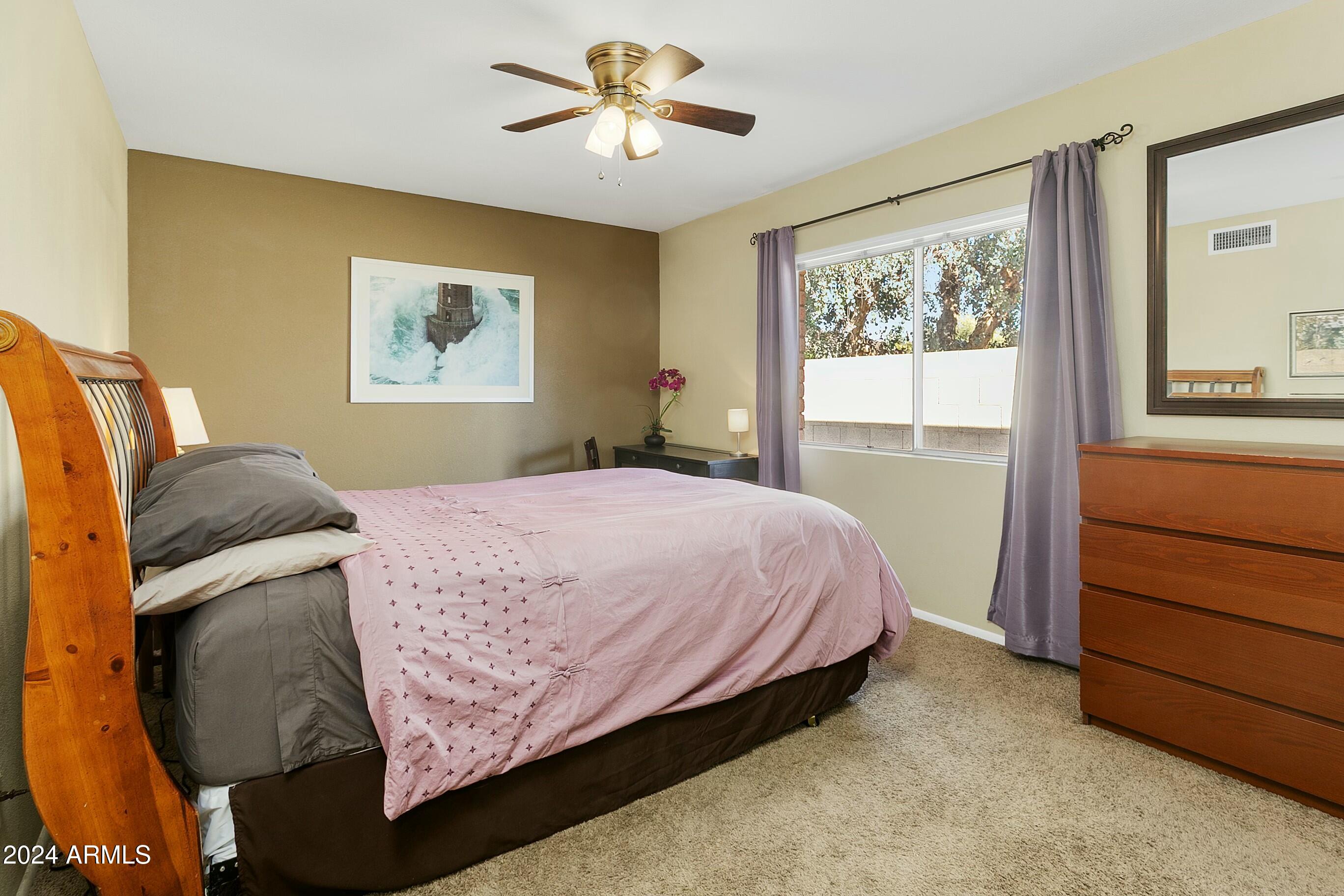 954 E Westchester Drive