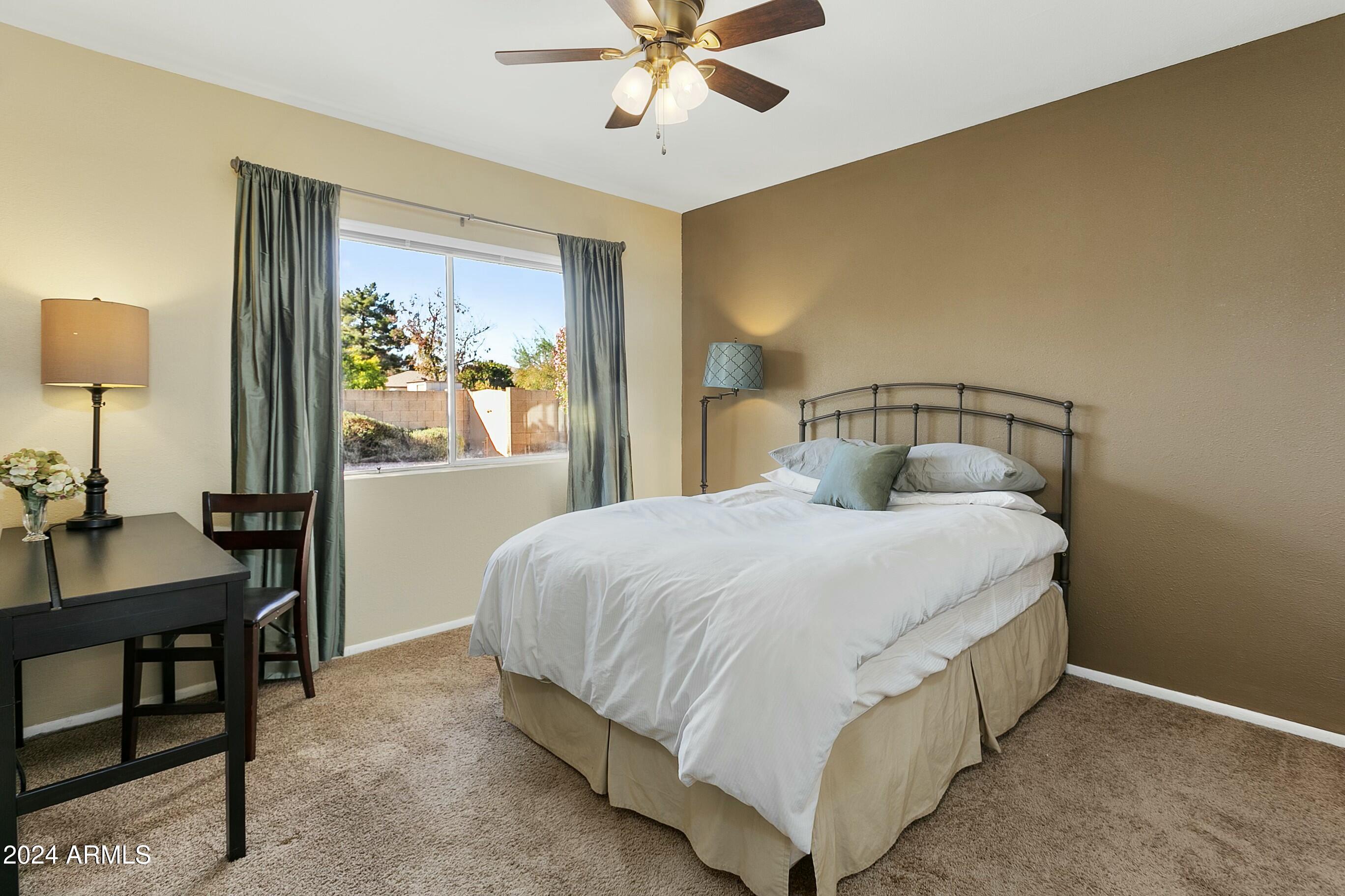 954 E Westchester Drive