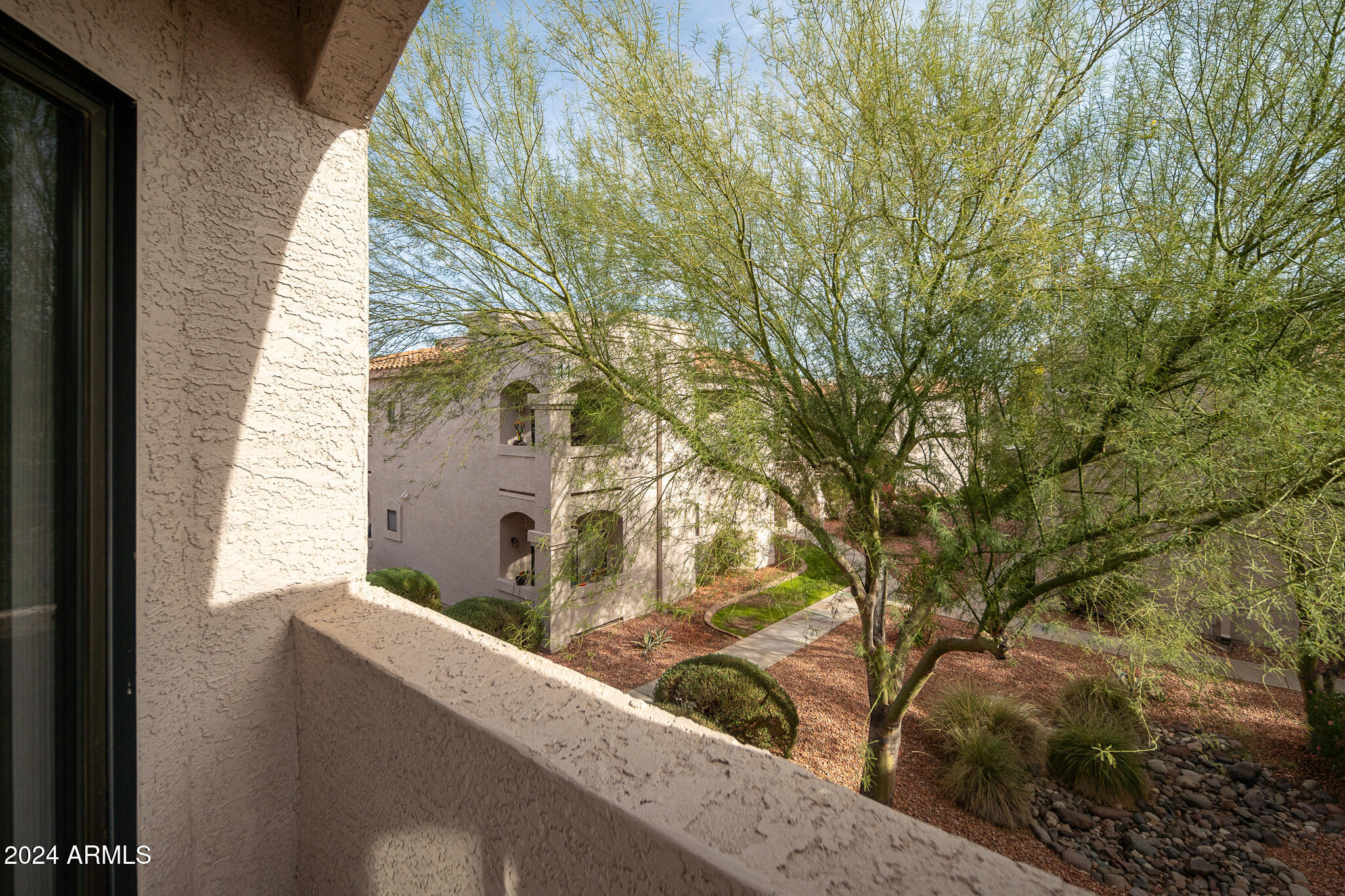 9151 W GREENWAY Road, 243