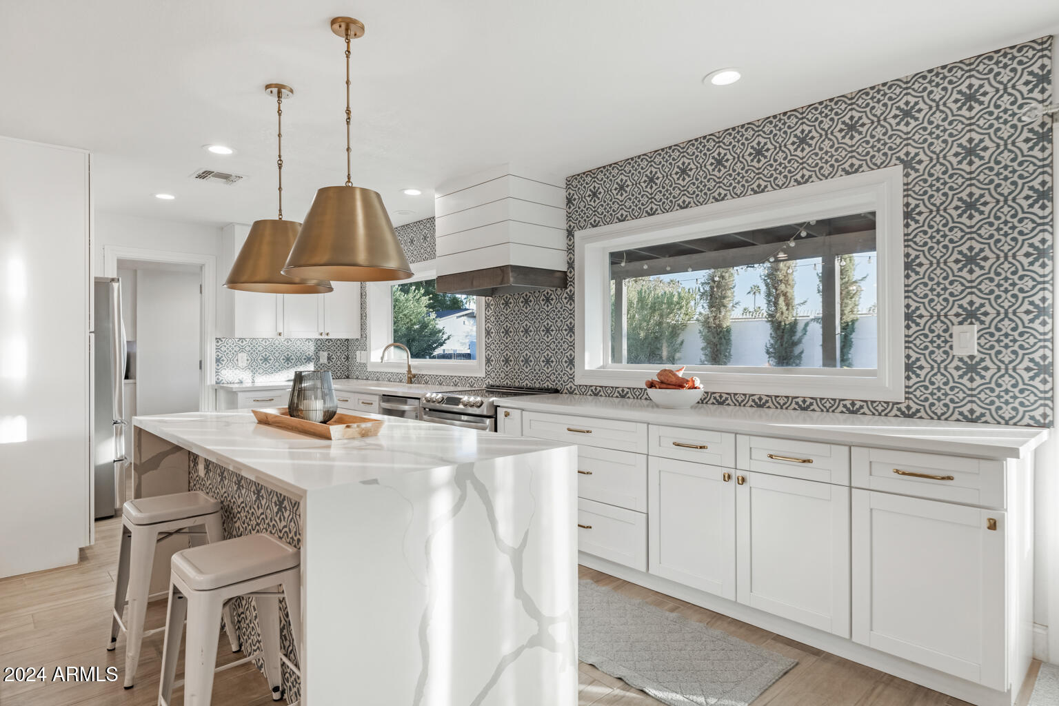 6447 E EUGIE Terrace