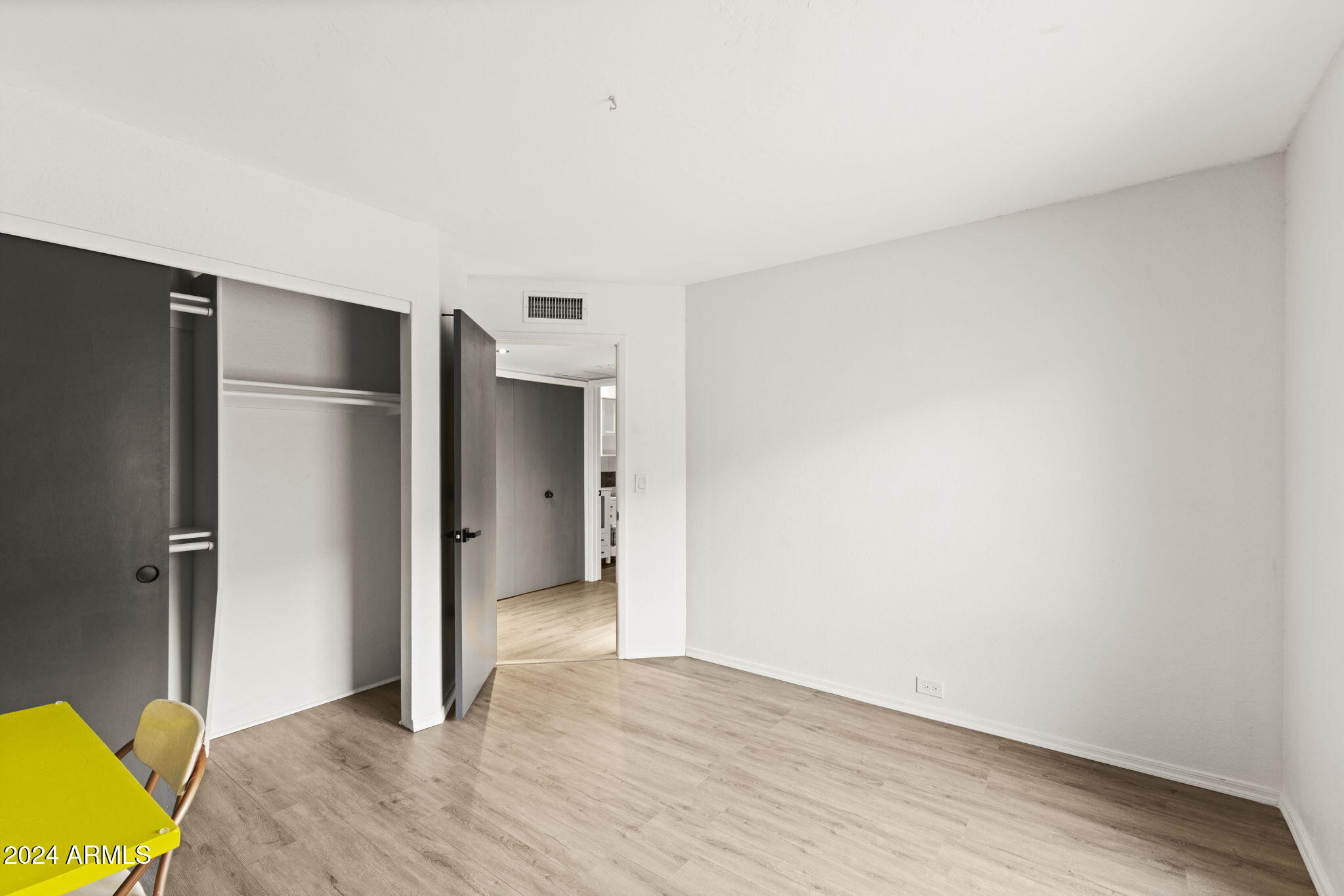 10624 N 7TH Place