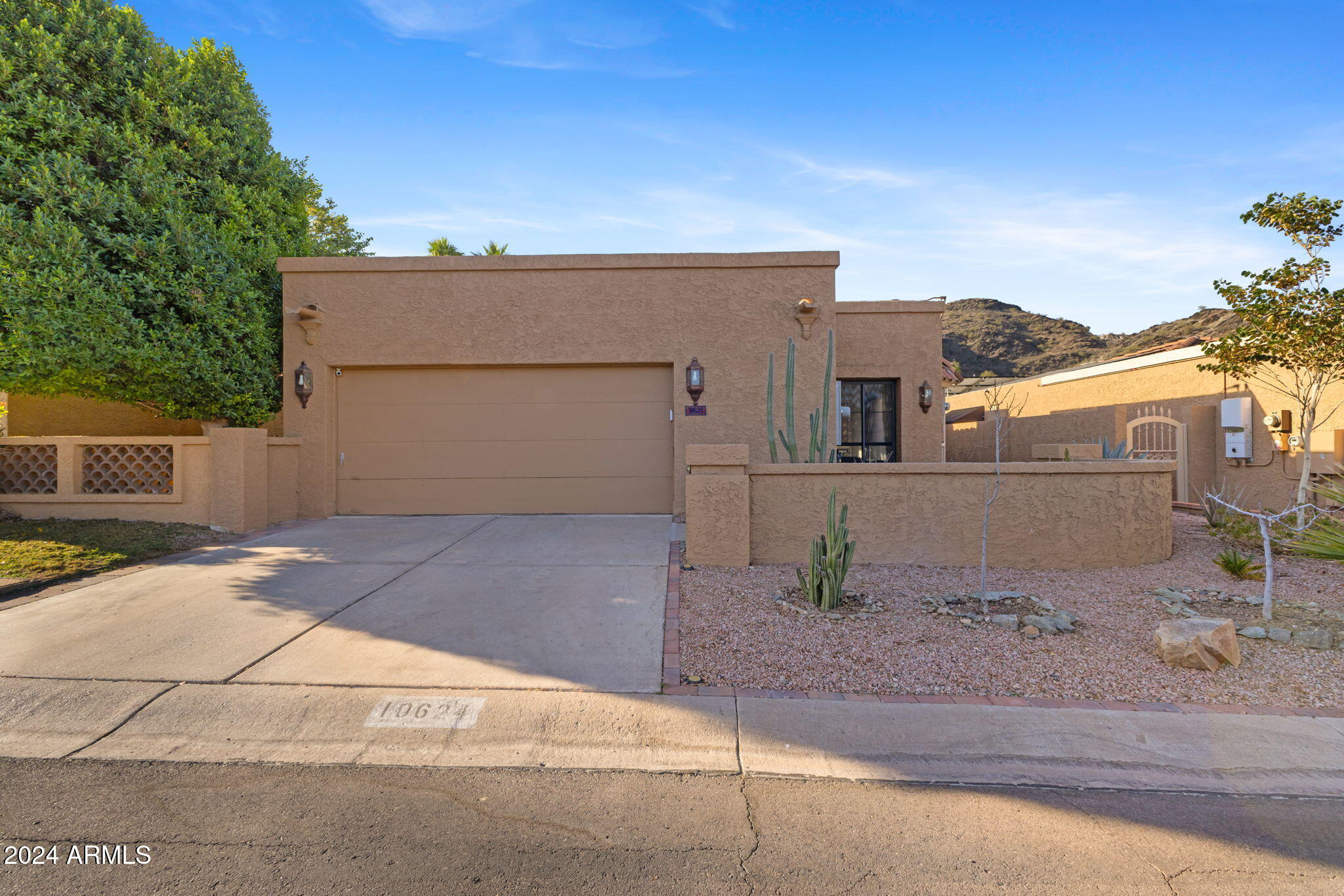 10624 N 7TH Place