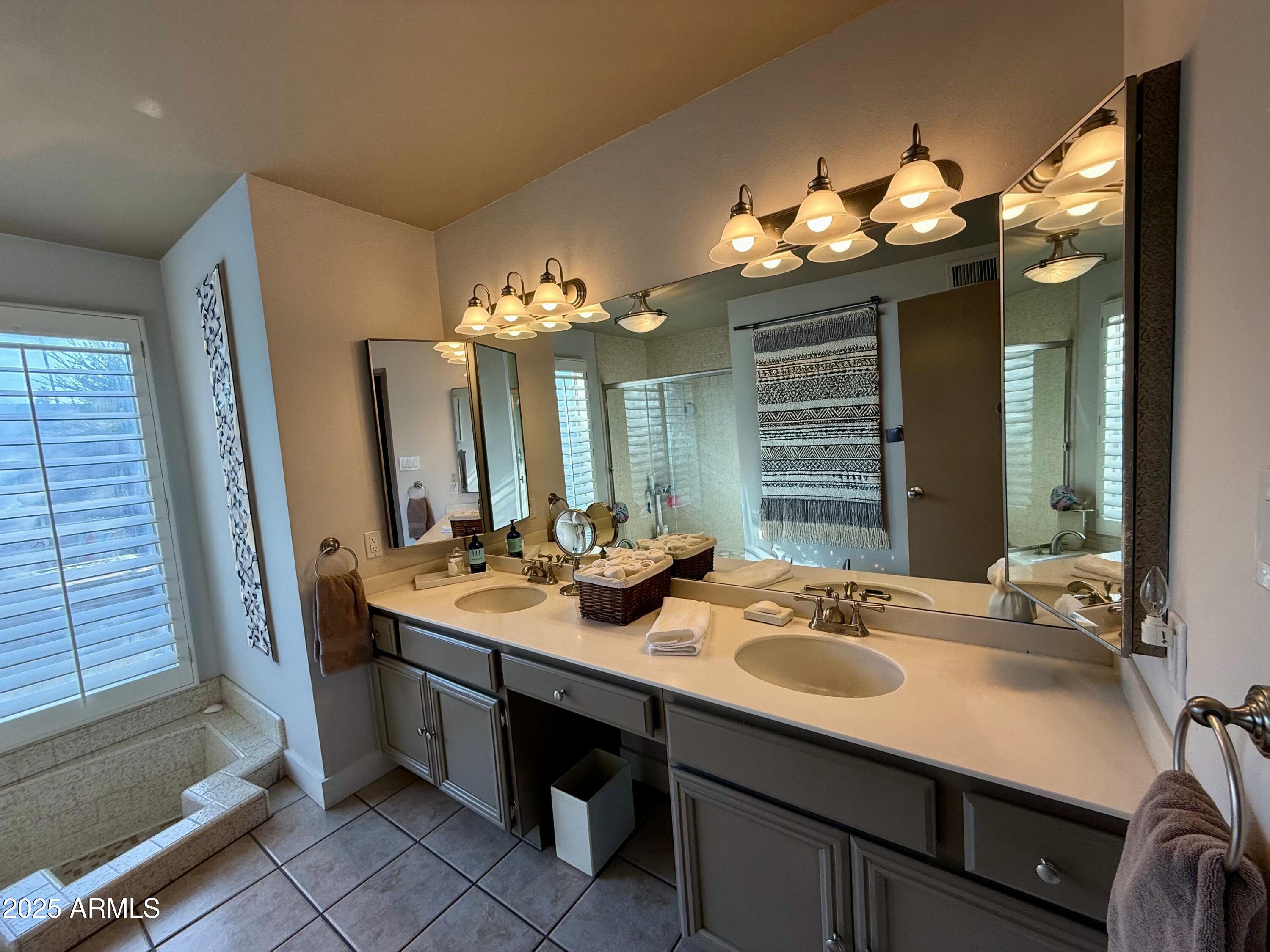 7343 E MARLETTE Avenue