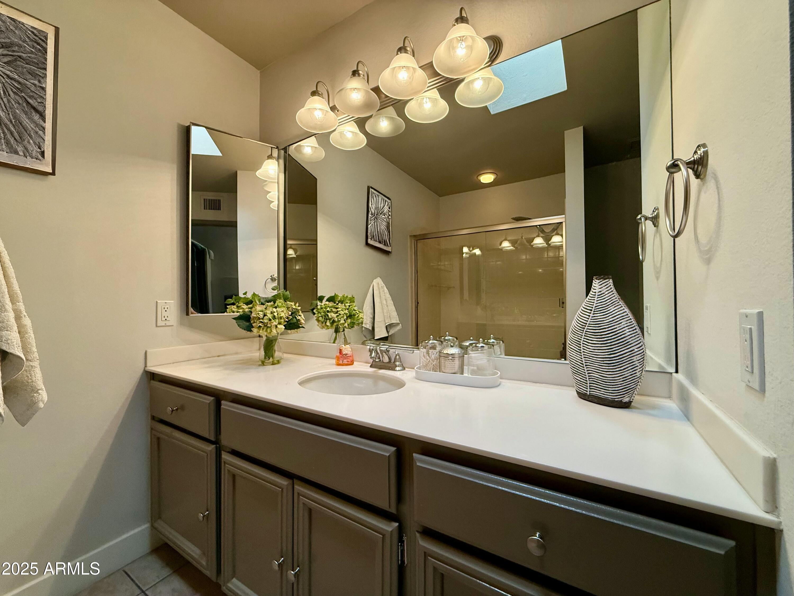 7343 E MARLETTE Avenue