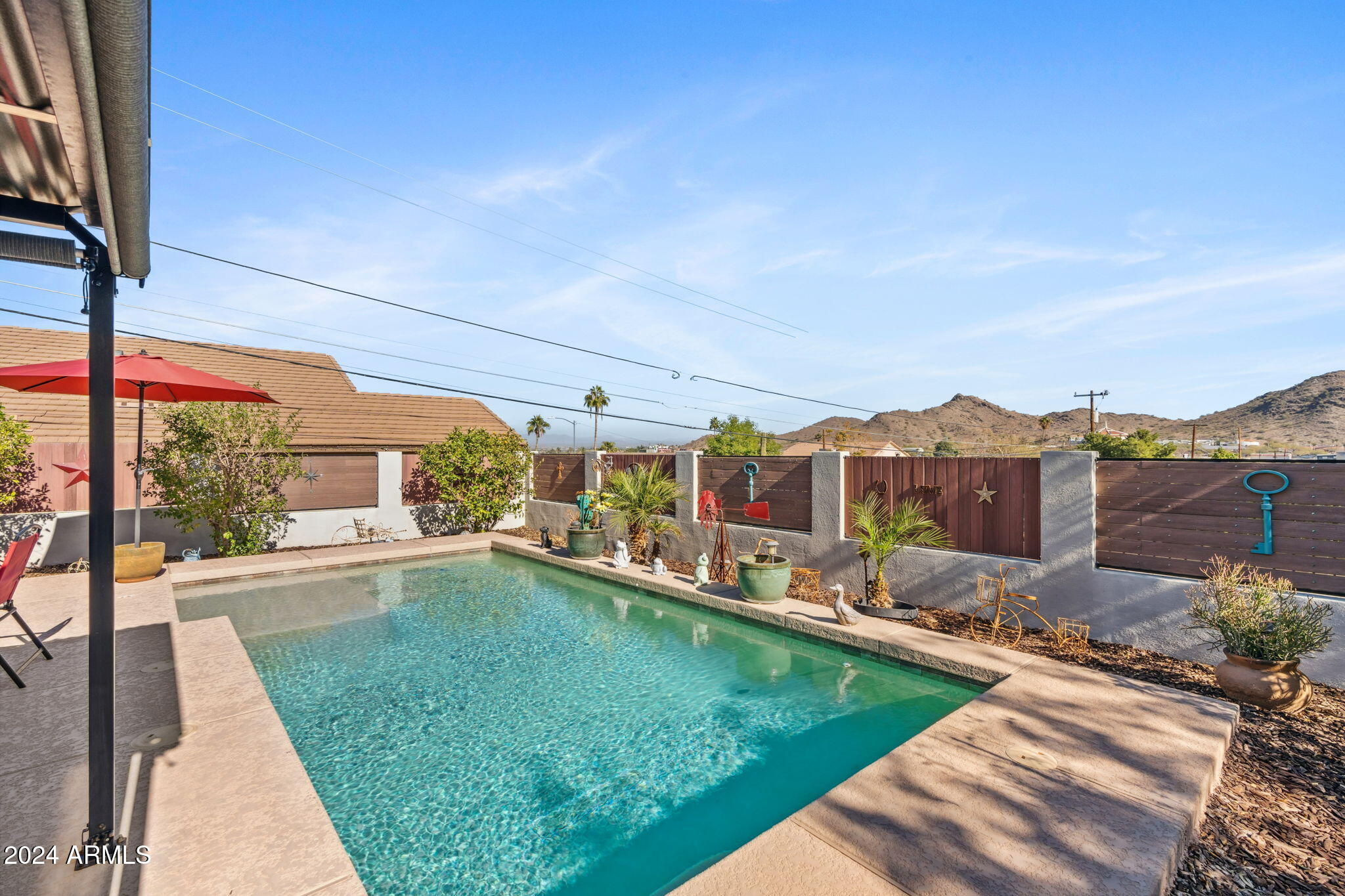1840 E Avenida Del Oro