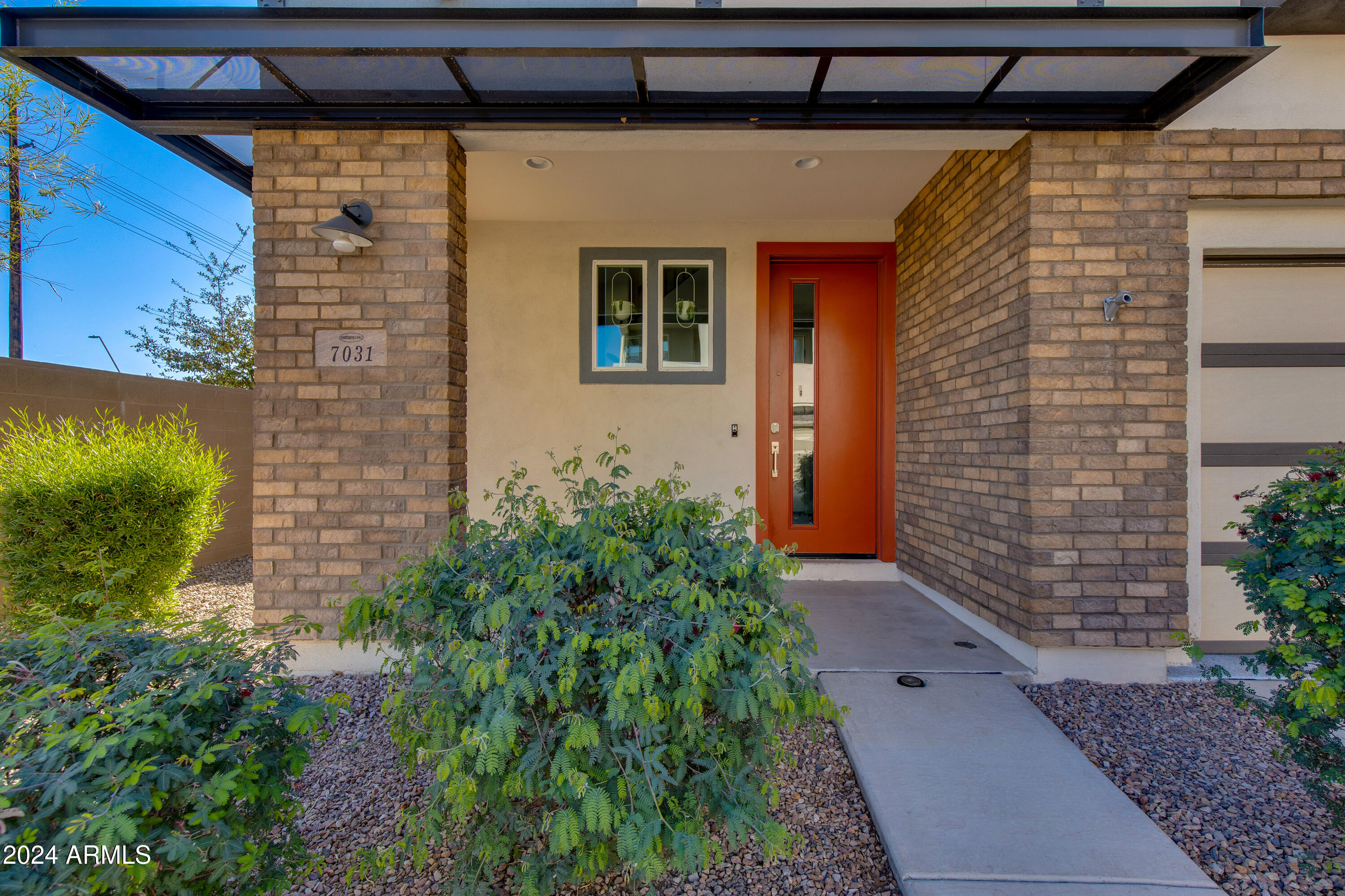 7031 W JASPER Drive