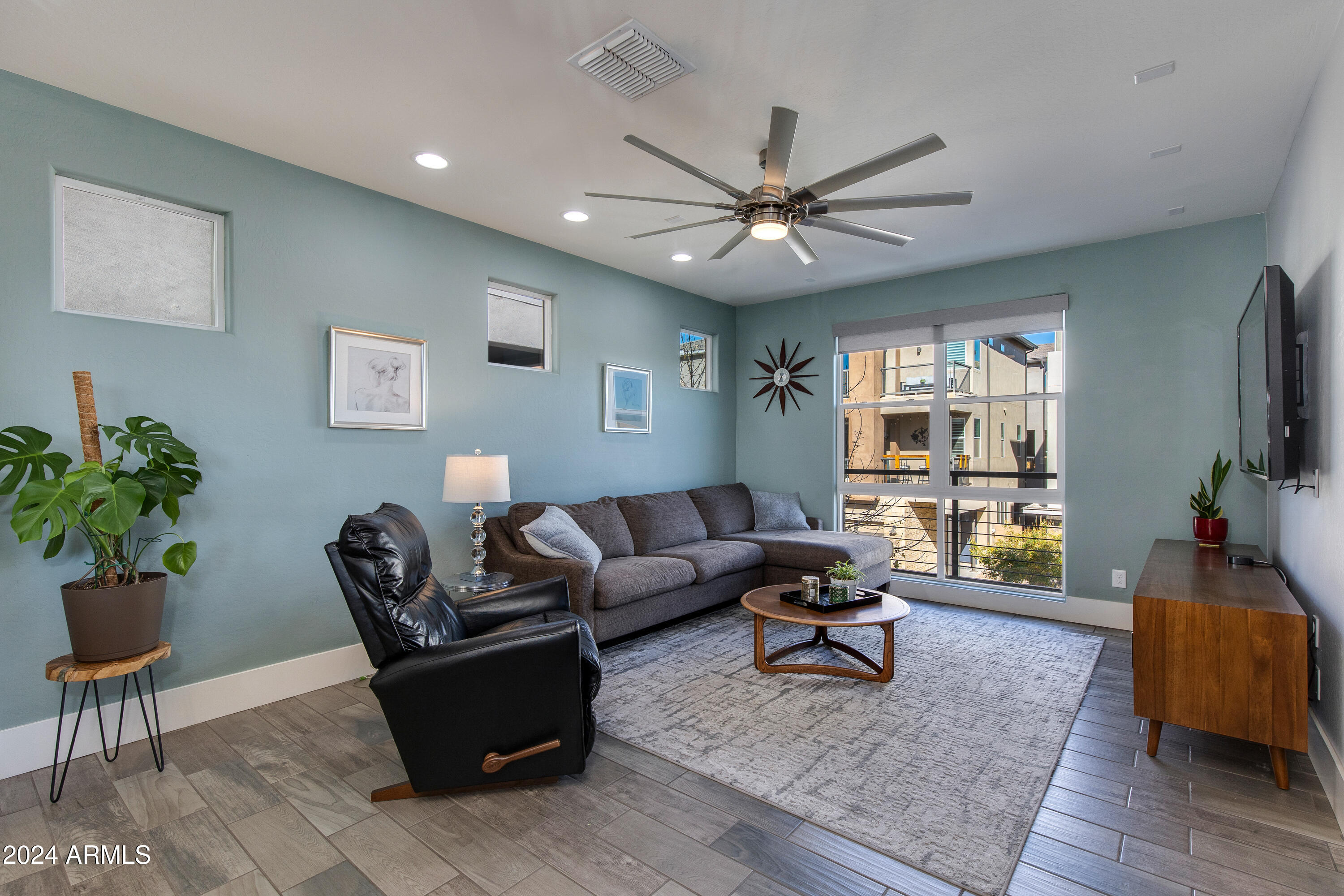 7031 W JASPER Drive