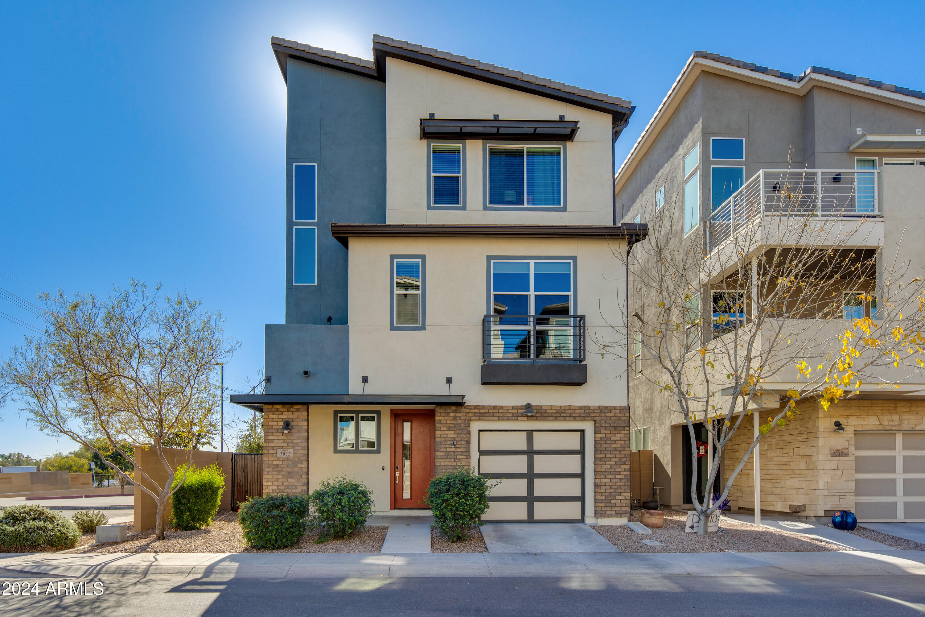 7031 W JASPER Drive
