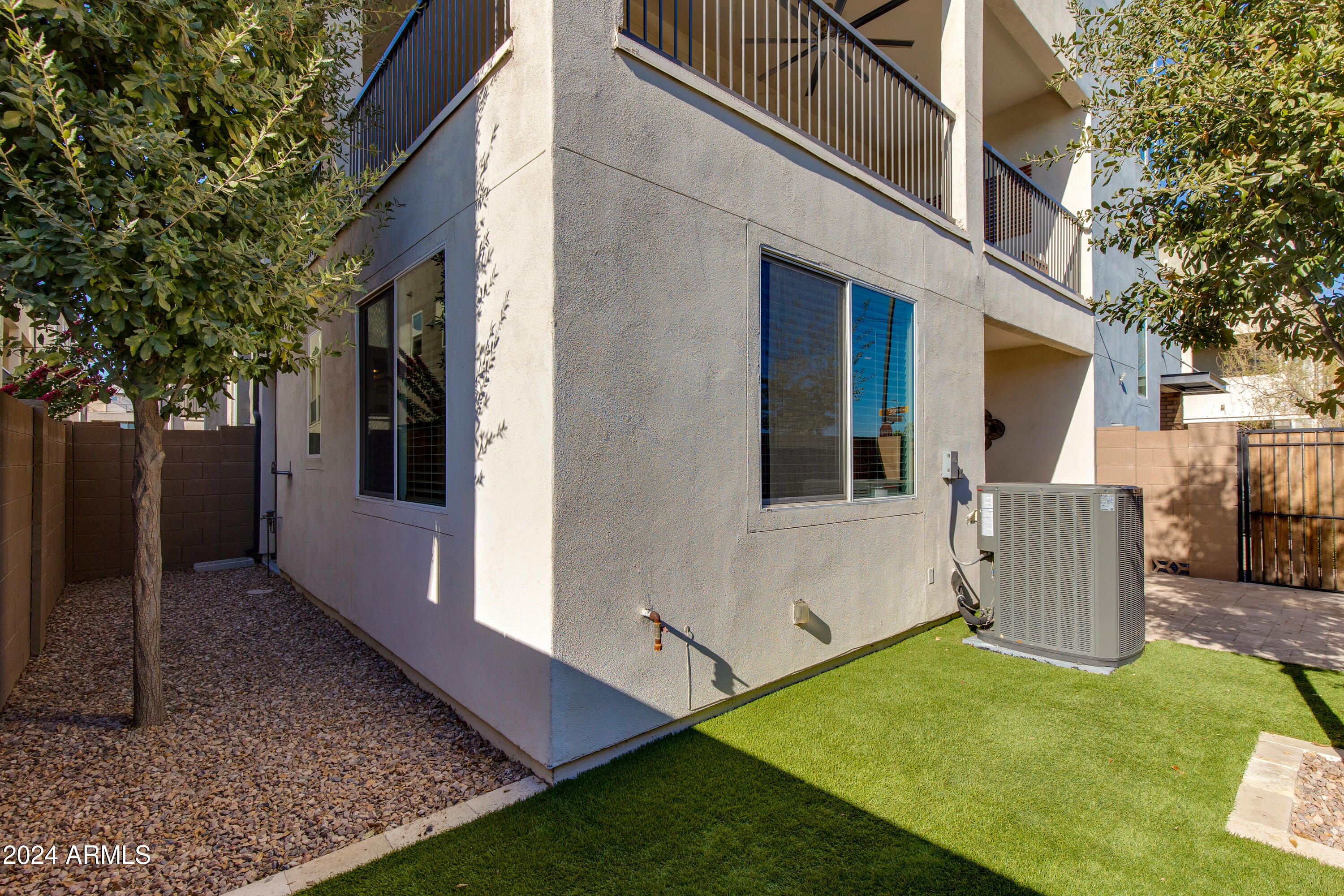 7031 W JASPER Drive