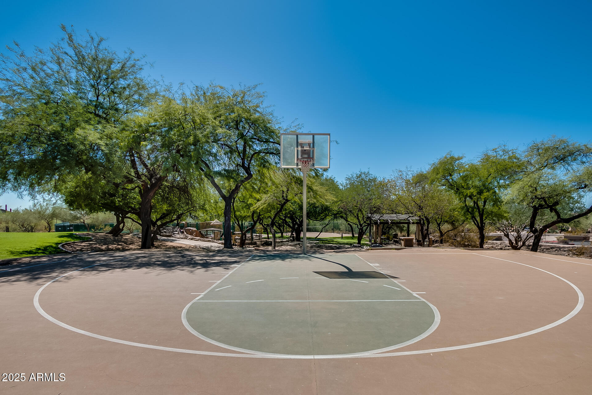 10351 E Saltillo Dr