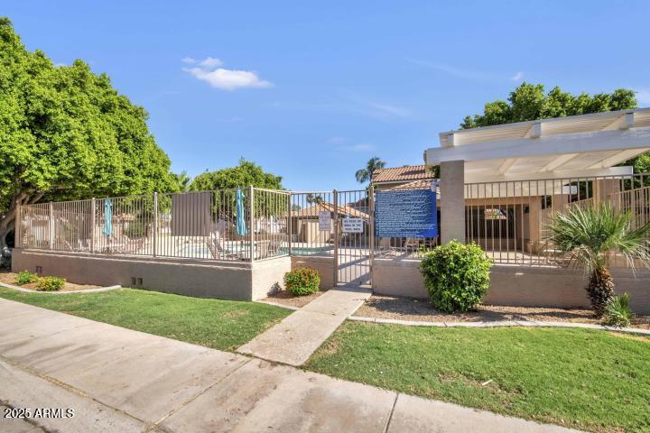 1333 N BRITTANY Lane