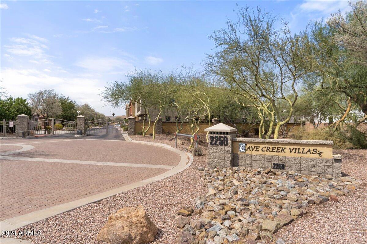 2250 E Deer Valley Rd #77