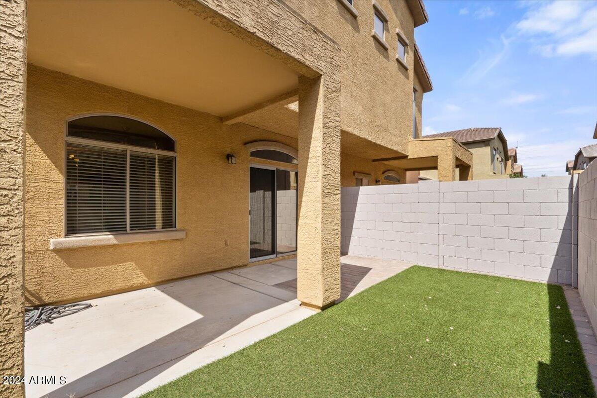 2250 E Deer Valley Rd #77