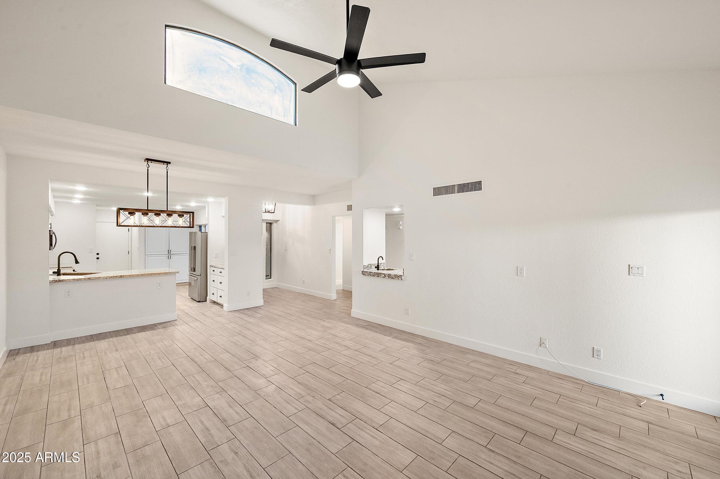 5711 N 24TH Place