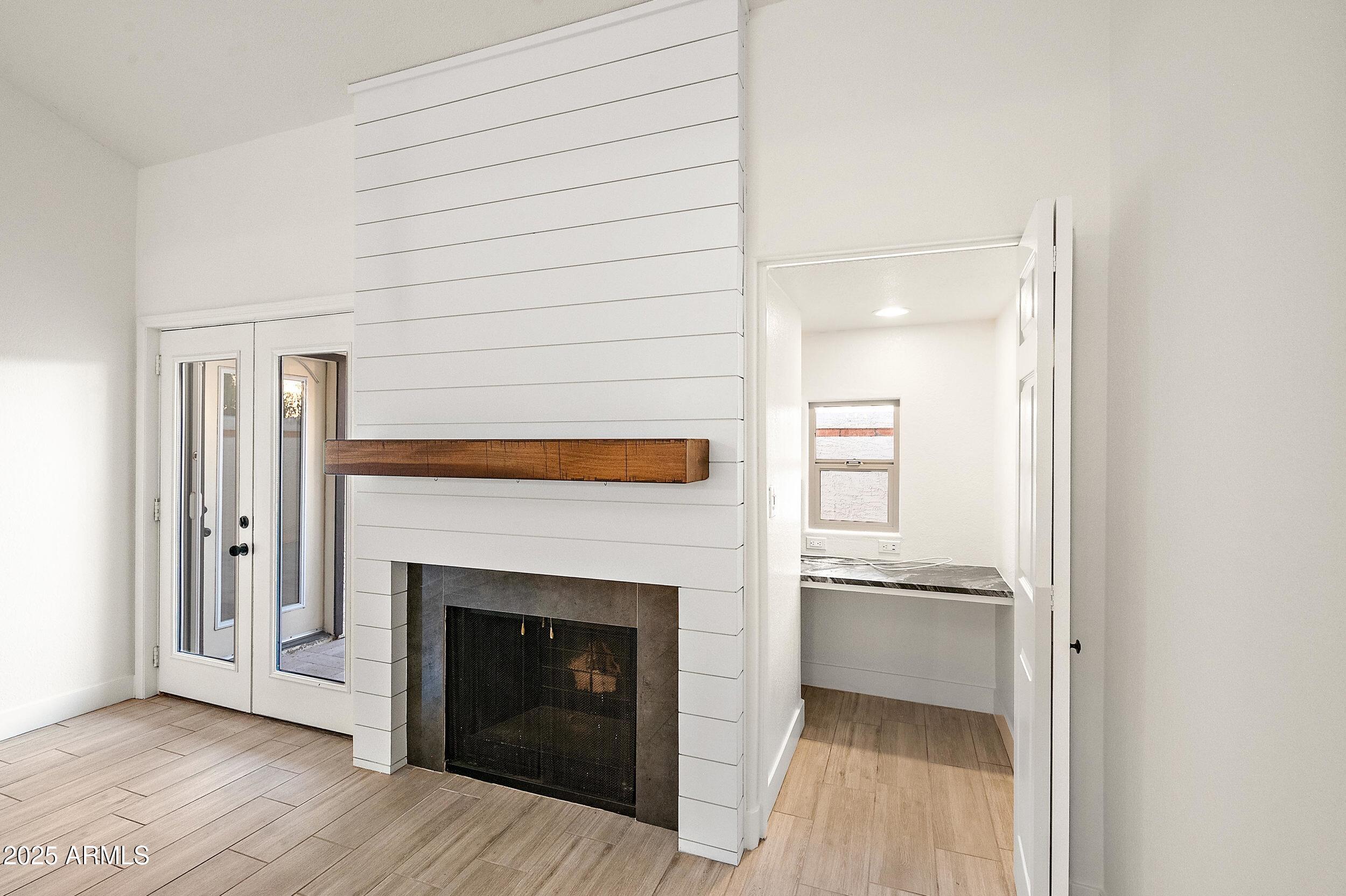5711 N 24TH Place