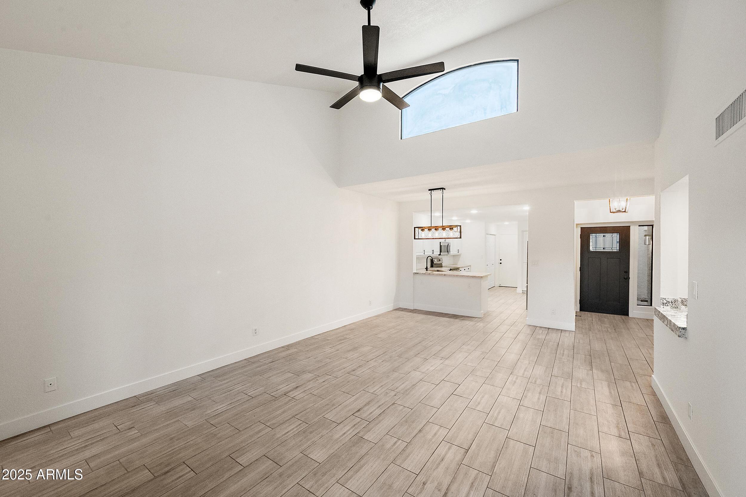 5711 N 24TH Place