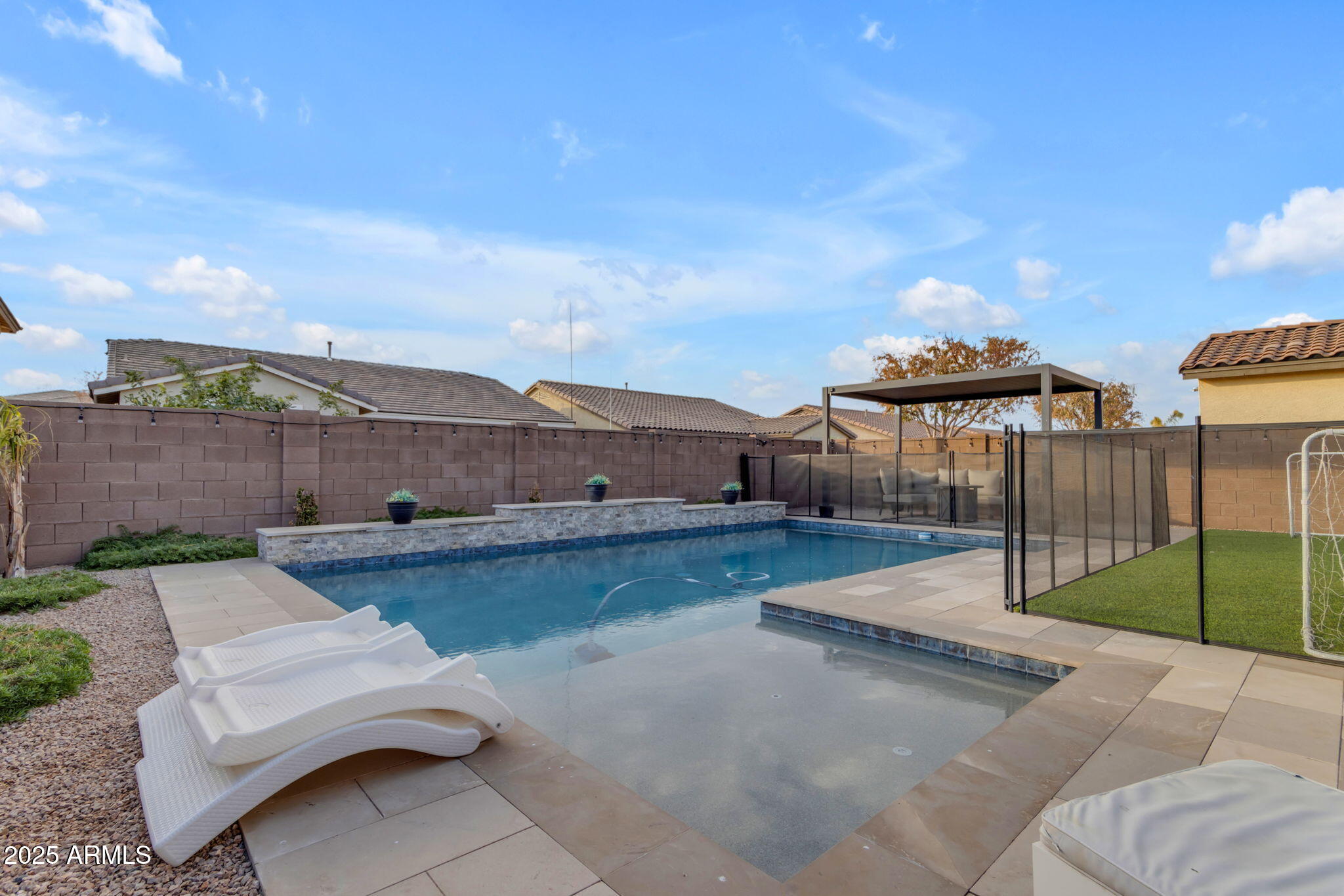 2346 S BANNING Street