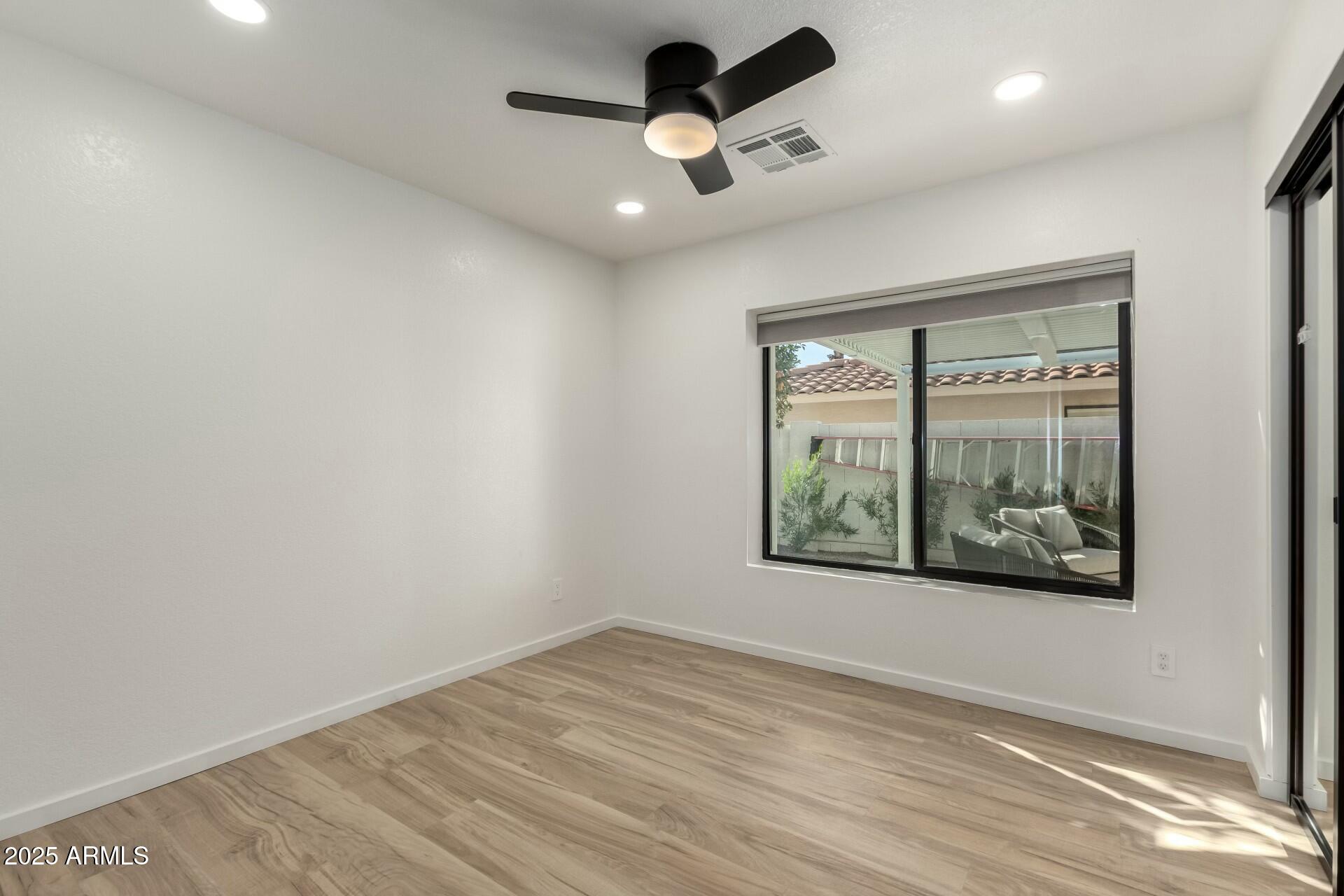 7489 E WINDROSE Drive