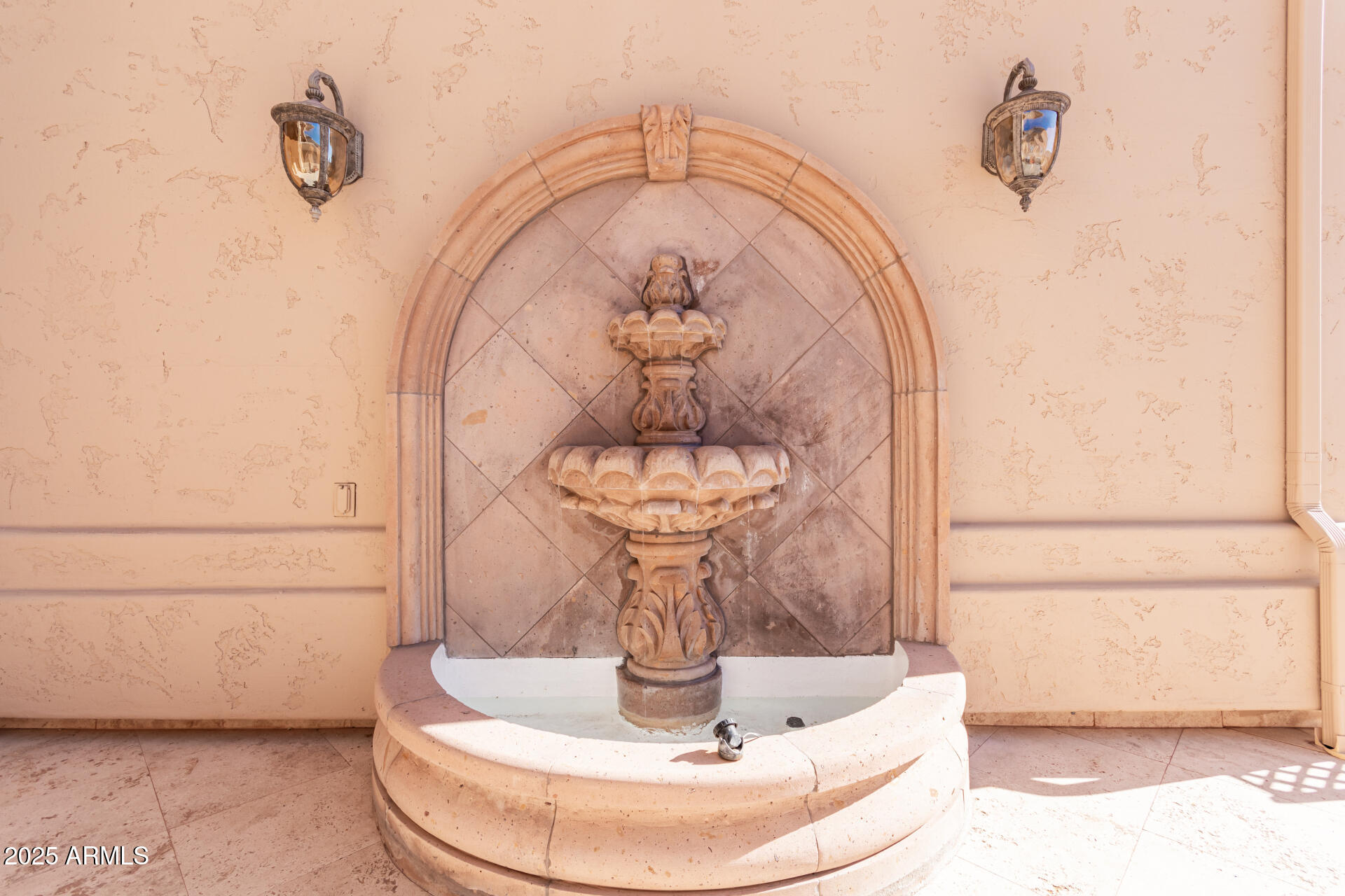 11516 E Buckskin Trail