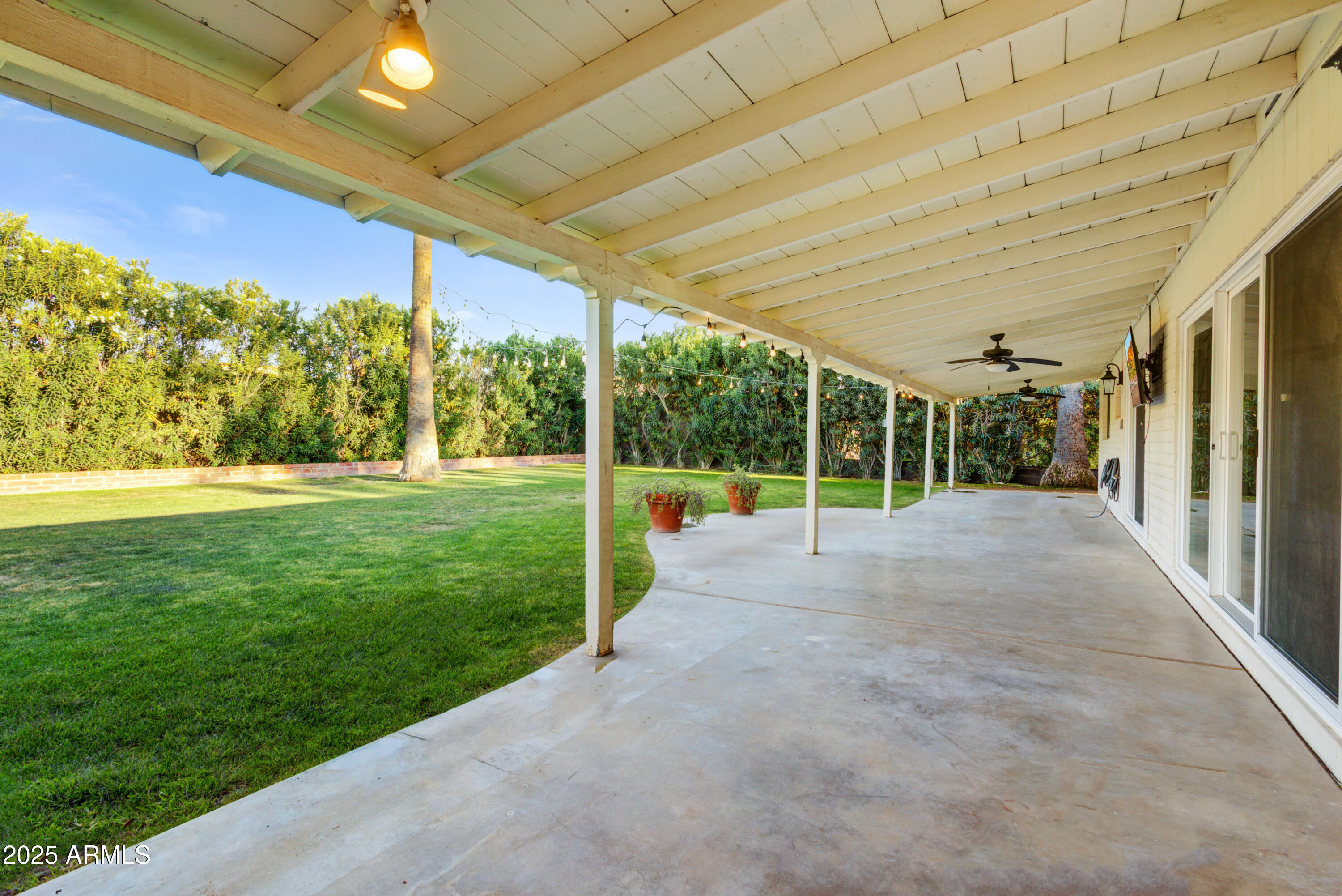 3009 N VALENCIA Lane